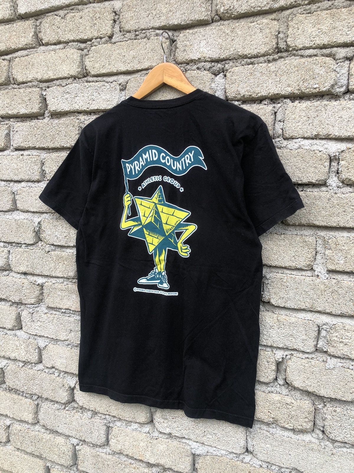 Blind Skateboards Vintage Y2K Pyramid Country Skateboard Backhit Tshirt Size US M / EU 48-50 / 2 - 3 Thumbnail