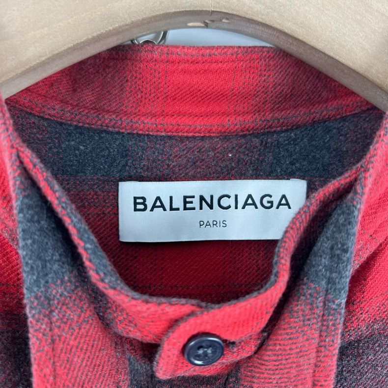 Balenciaga Balenciaga Black and red plaid back logo ribbon shirt Size US XS / EU 42 / 0 - 3 Thumbnail