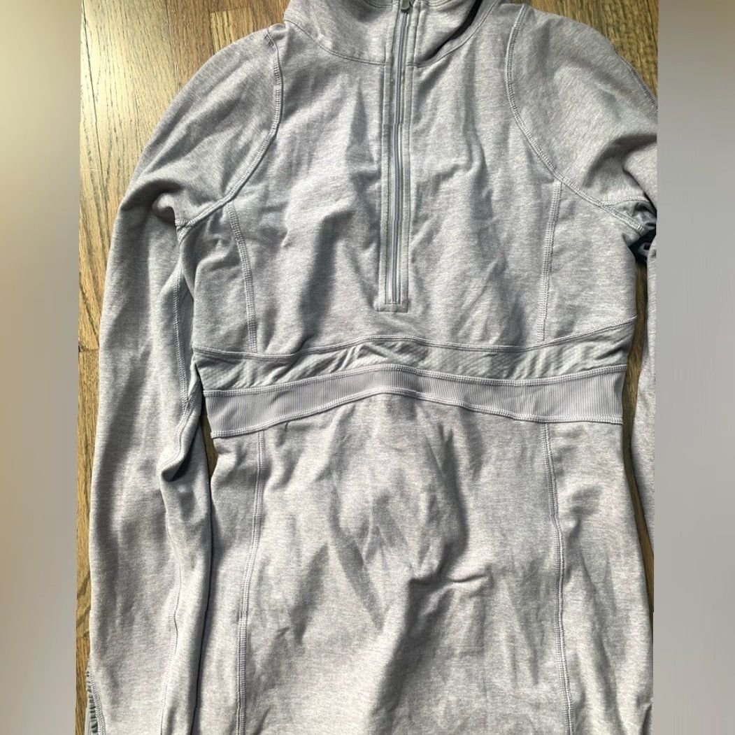 Lululemon Lululemon 1/4 zip Sweatshirt Purple Women 8 Regular Casual Zip Up 1/4 Zip 8 Purple Womens Size M / US 6-8 / IT 42-44 - 2 Thumbnail