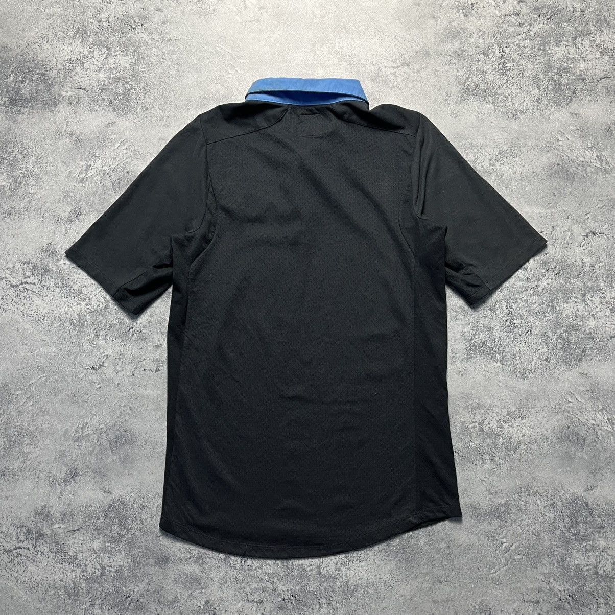 Umbro Vintage Umbro England 2011/2012 Away Soccer Jersey Football Size US S / EU 44-46 / 1 - 9 Thumbnail