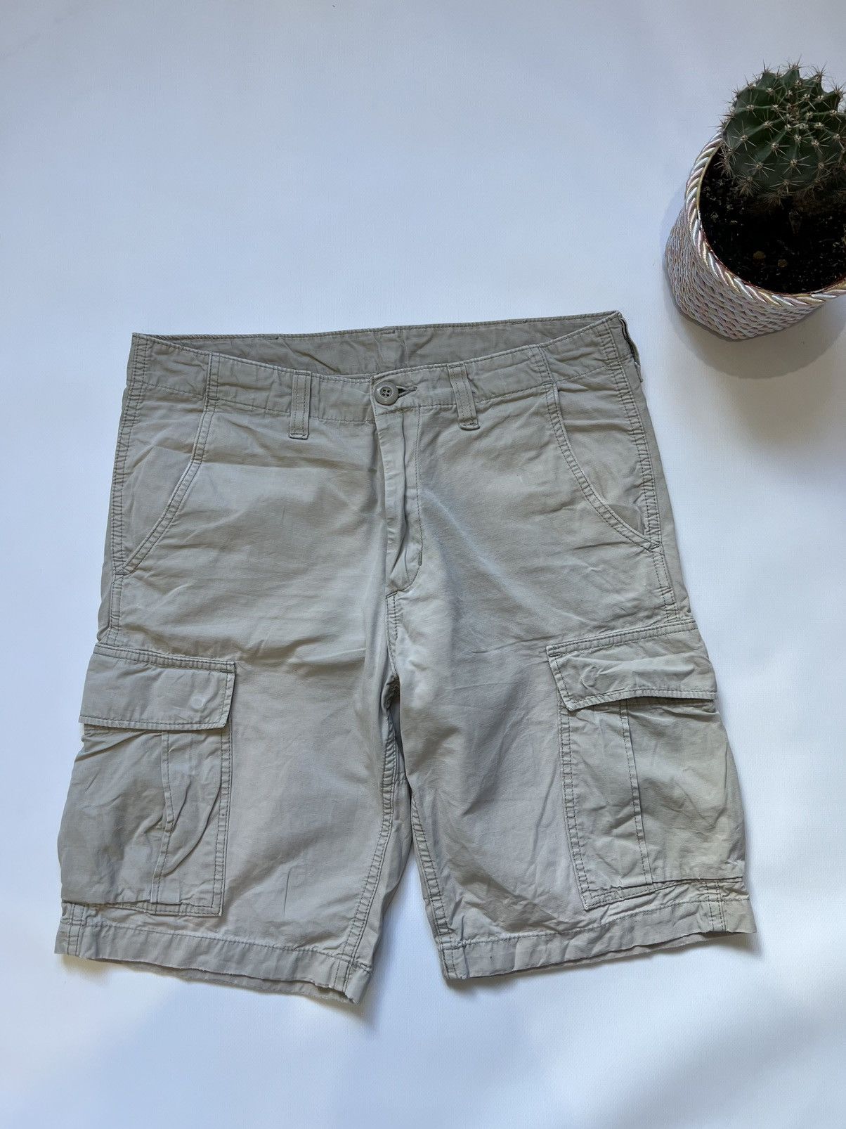 Carhartt Vintage Carhartt 00’s Shorts Cargo Bermuda Beige Size US 31 - 2 Thumbnail