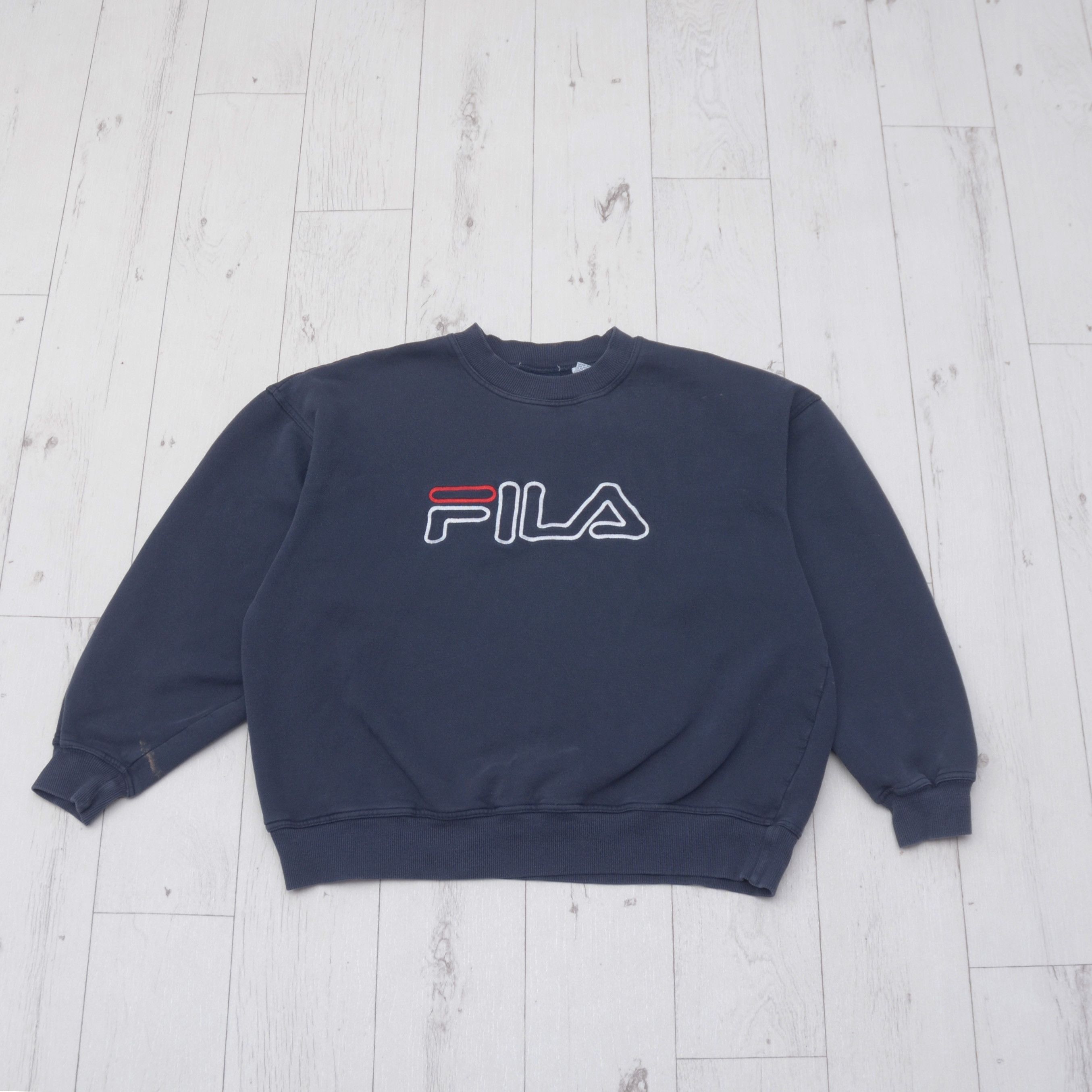 Fila × Vintage Vintage Fila Sweatsirt Size L Oversized Worn Big Logo Y2K Size US L / EU 52-54 / 3 - 1 Thumbnail