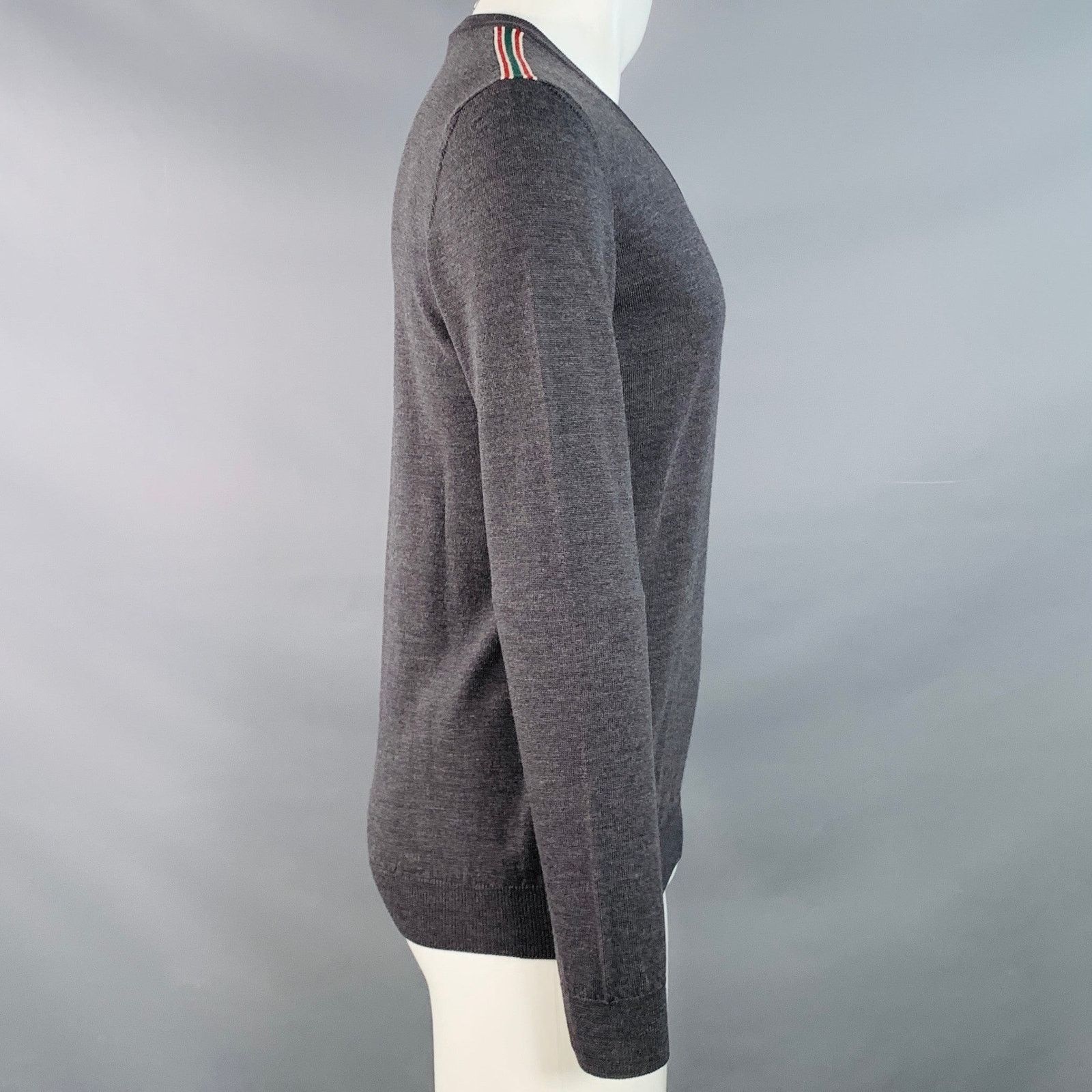 Gucci GUCCI Red Green Contrast Trim Wool V-Neck Pullover Size US M / EU 48-50 / 2 - 2 Thumbnail