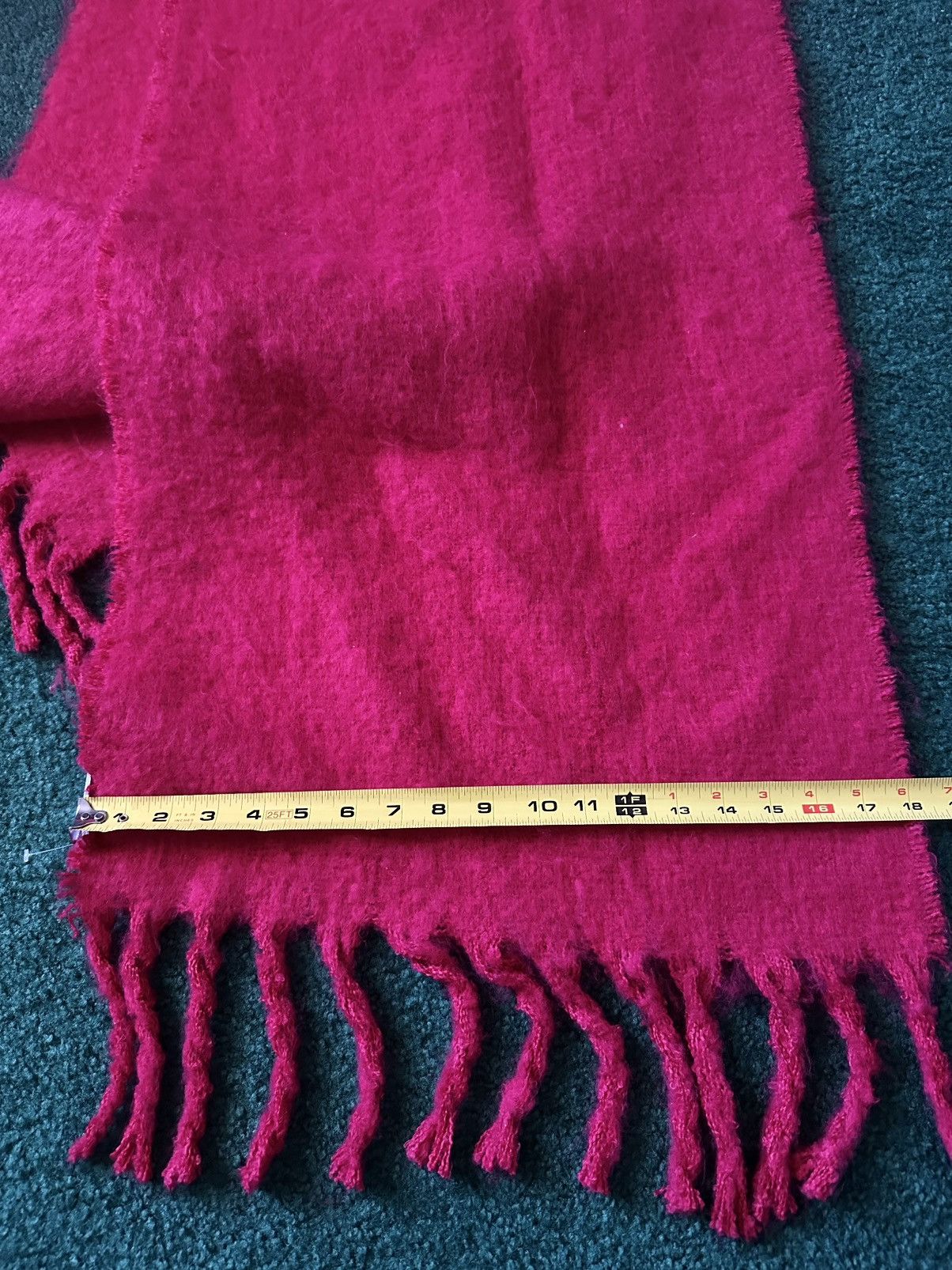 Banana Republic Banana Republic Boucle Pink Scarf Size ONE SIZE - 3 Thumbnail