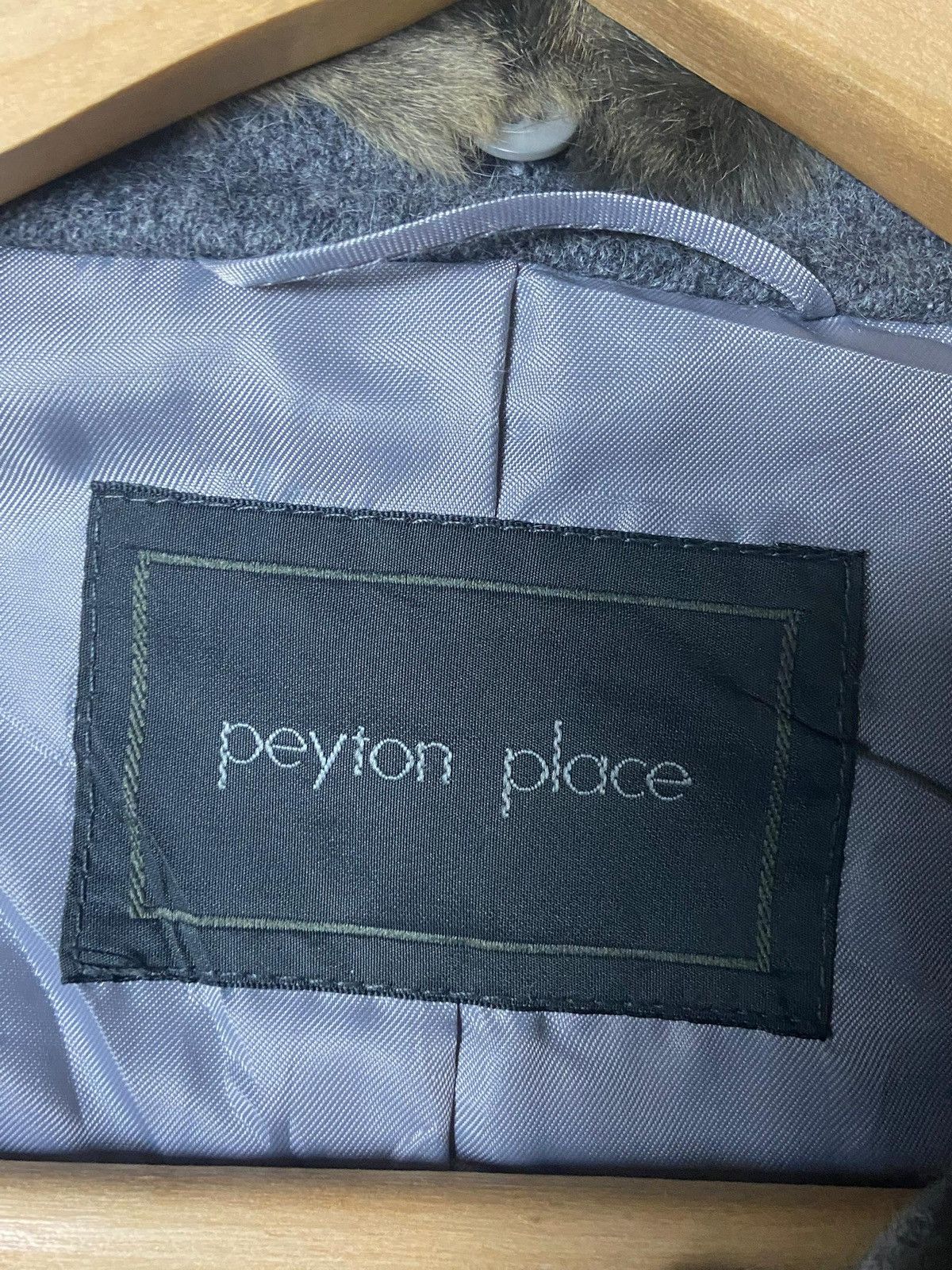 Designer × Japanese Brand × Vintage PEYTON PLACE Brand Fur Collared Long Coat (127) Size US XXS / EU 40 - 8 Thumbnail