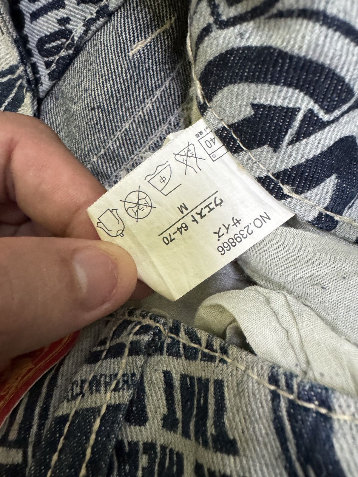 Japanese Brand Vintage Original Jeans All Over Print Low Rise Denim Jeans Size US 29 - 14 Thumbnail
