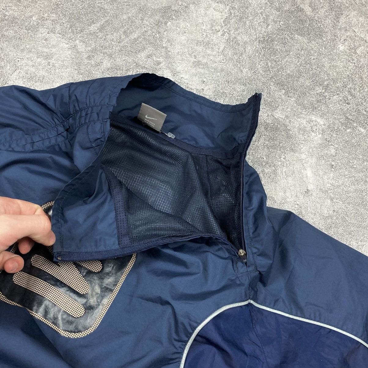 Nike Vintage Nike Shox Big Logo Oversized Nylon Zip Track Jacket Size US M / EU 48-50 / 2 - 6 Thumbnail