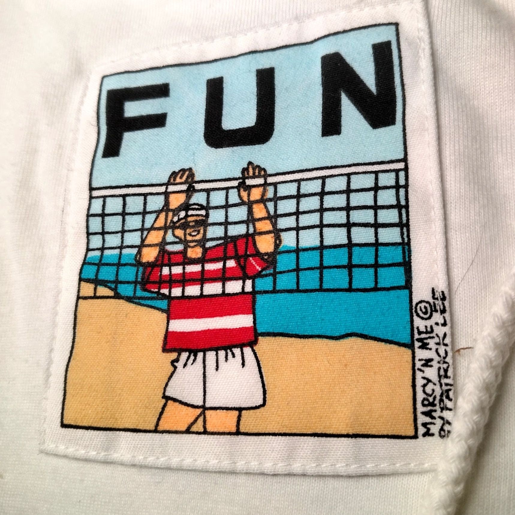 Etro VINTAGE Garbanzo Shirt Women S Hooded T Shirt 80s Beach Retro White Short Sleeve Pullover Knit Polyester Patch Beach Volleyball NOS Size S / US 4 / IT 40 - 7 Thumbnail