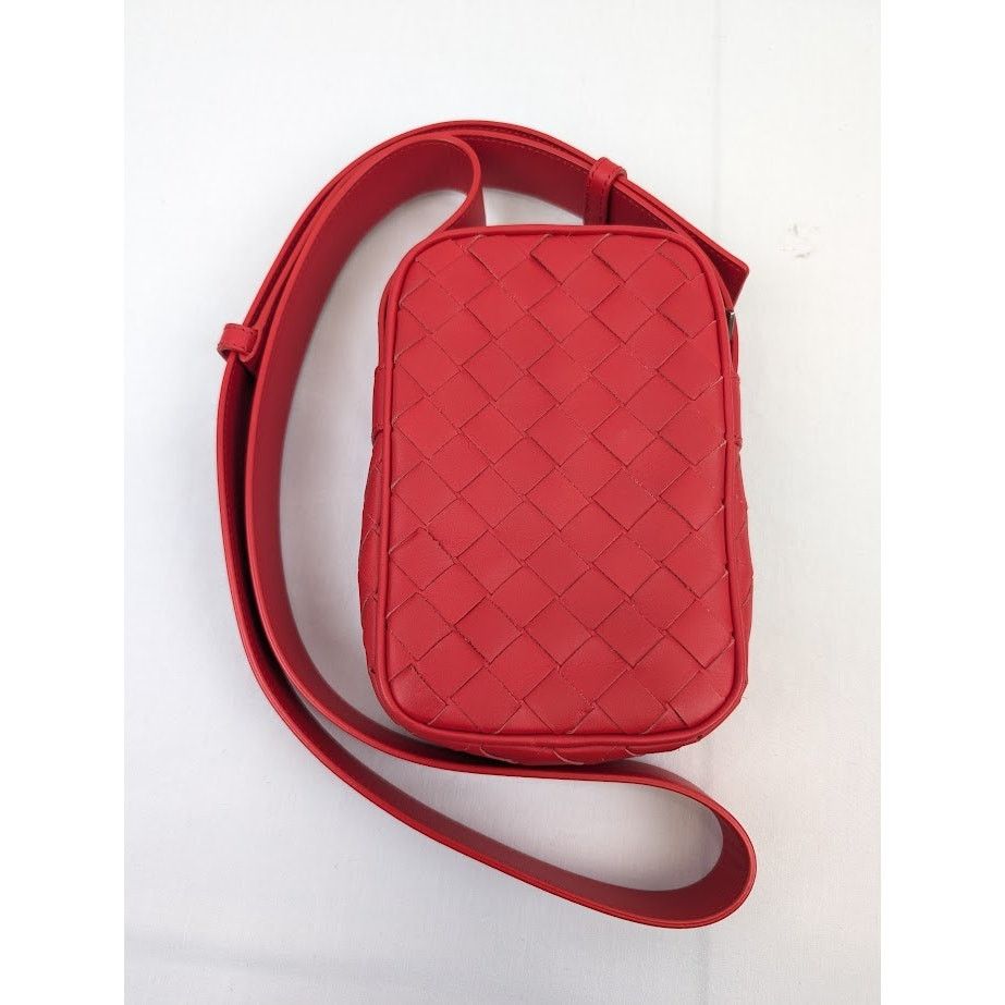 Bottega Veneta o1rshd1 Size: OS / Intrecciao Phone Case in Red Stone Size ONE SIZE - 2 Thumbnail