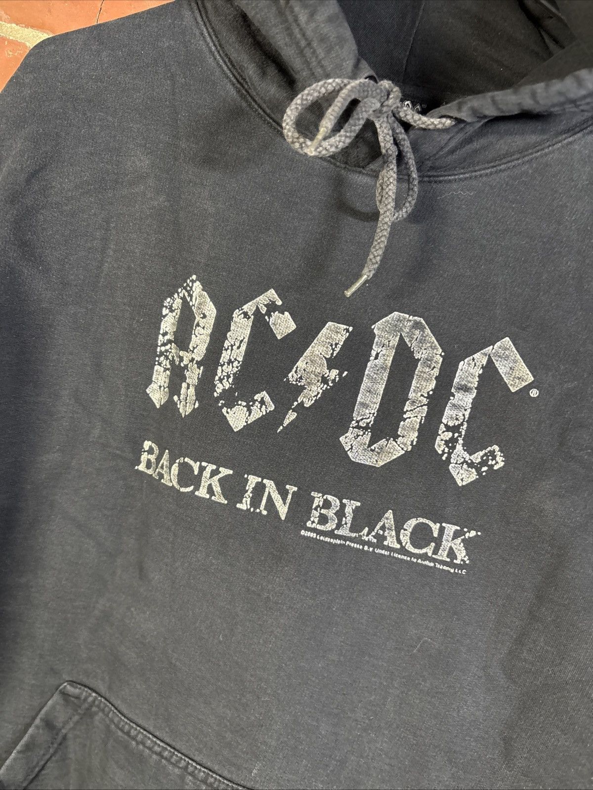 AC/DC Vintage Y2k AC/DC Hoodie Black 2005 Back In Black Sz M Size US M / EU 48-50 / 2 - 2 Thumbnail
