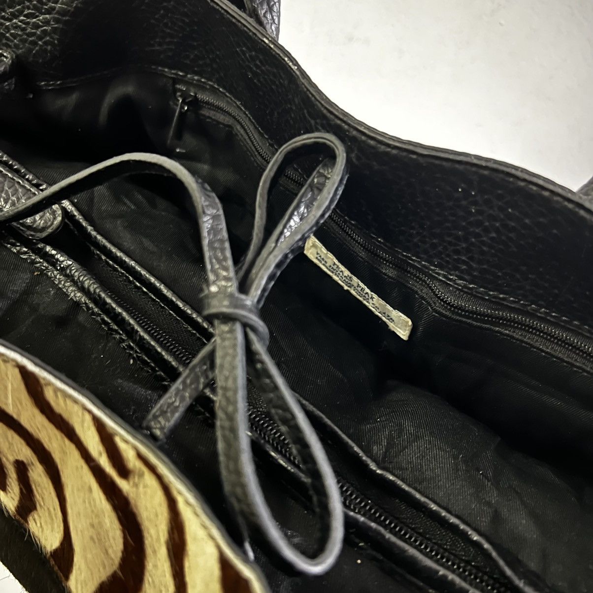 Designer × Japanese Brand × Leather Peaks Peak Real Patch Fur Leather Handbag Size ONE SIZE - 6 Thumbnail