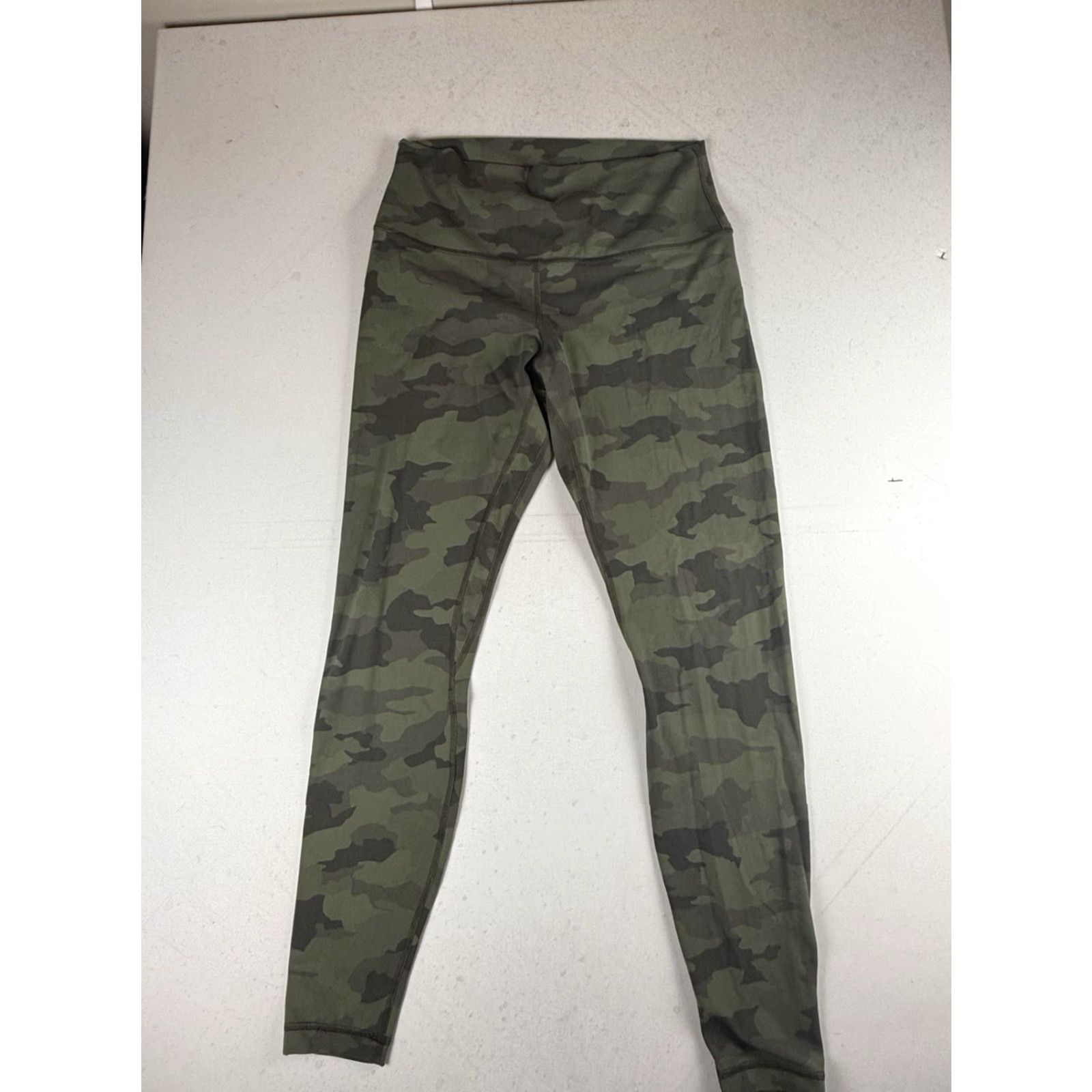 Lululemon Lululemon Leggings Womens 10 Camouflage High Rise Align Yoga Pants Activewear Gym Size 32" / US 10 / IT 46 - 4 Thumbnail
