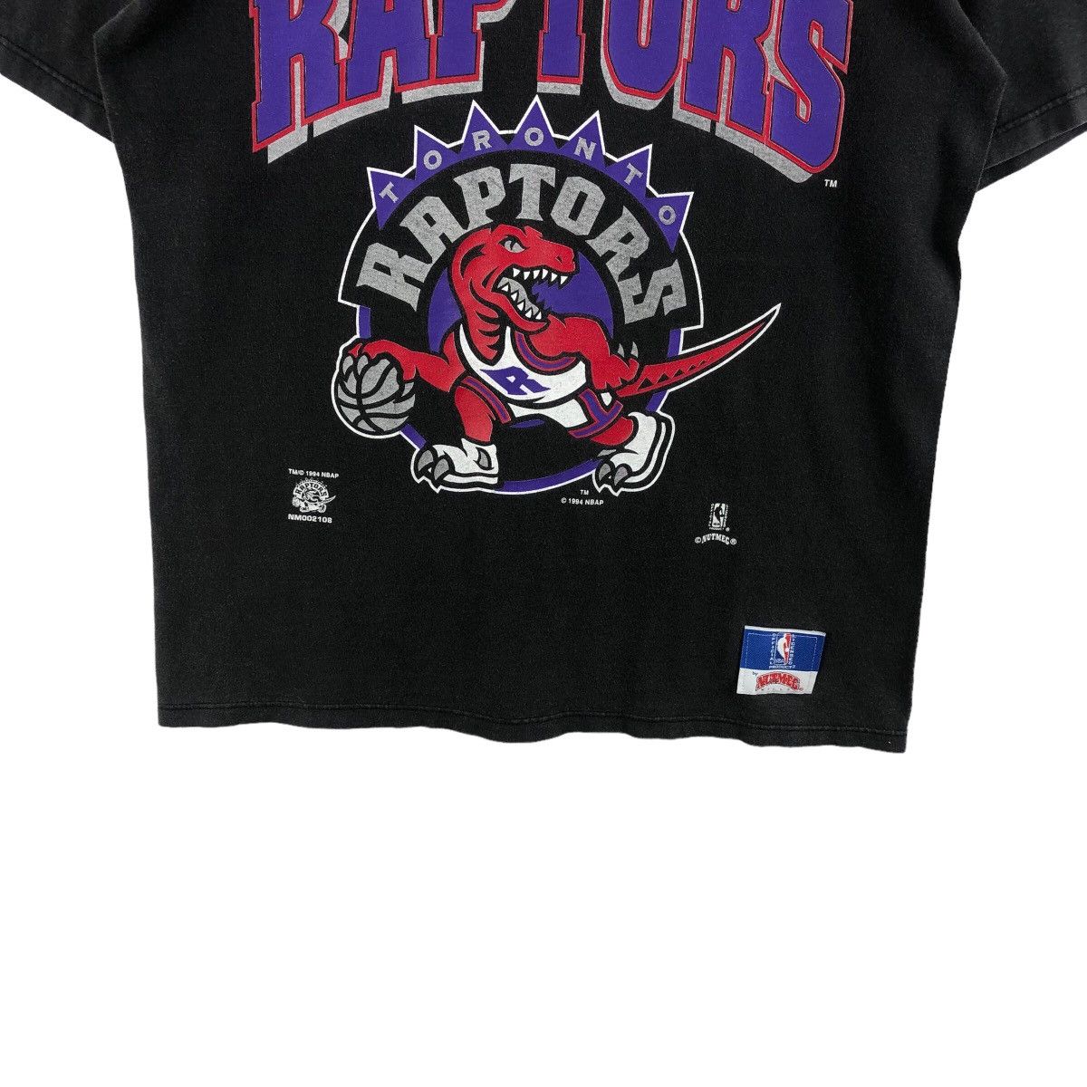 NBA × Nutmeg × Vintage Pick!! Vtg 1994 NBA TORONTO RAPTORS By Nutmeg Top Tee Tshirt Size US L / EU 52-54 / 3 - 4 Thumbnail