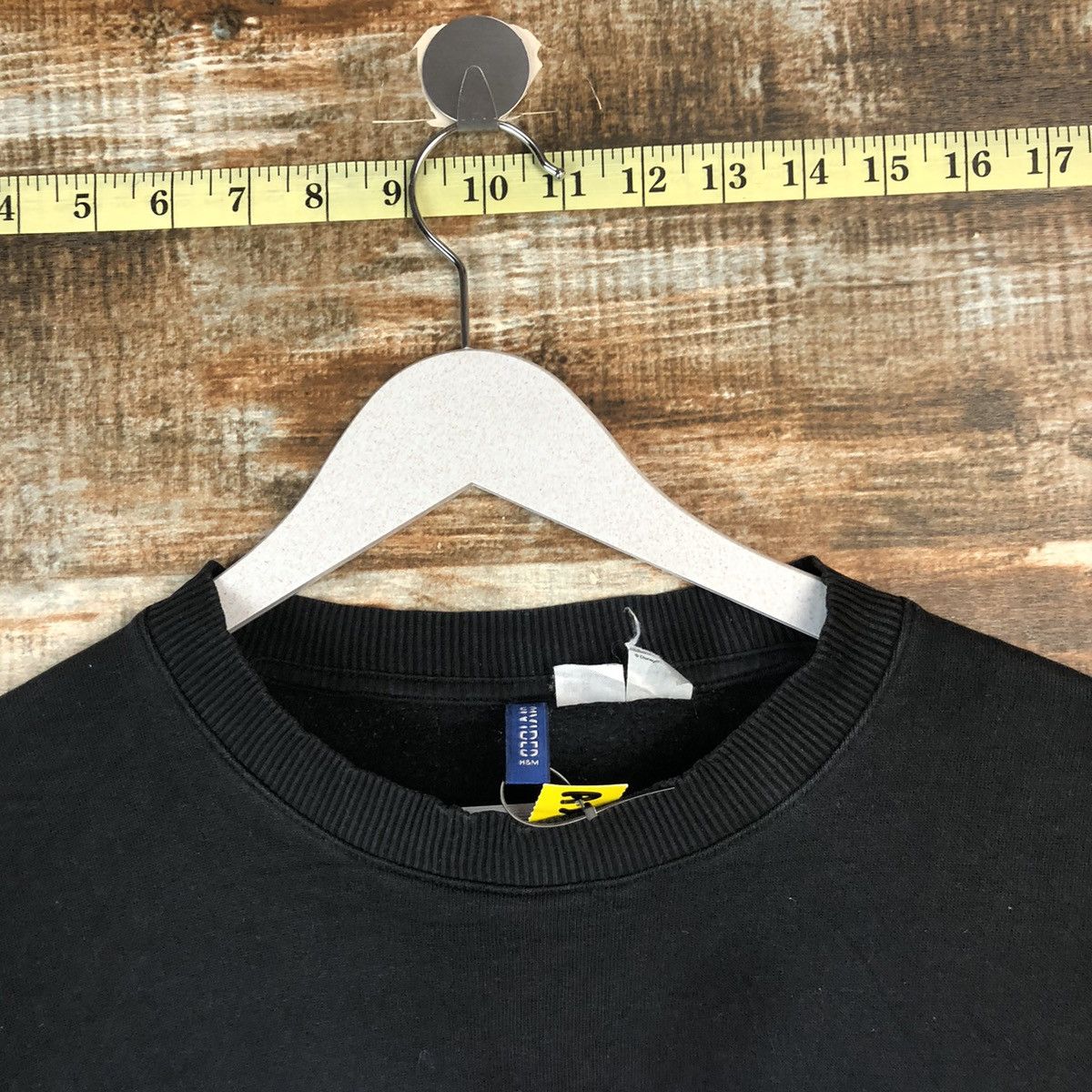 Cartoon Network × Disney × Vintage H&M Divided Disney Toy Story Black Sweatshirt #A2036 Size US XS / EU 42 / 0 - 4 Thumbnail