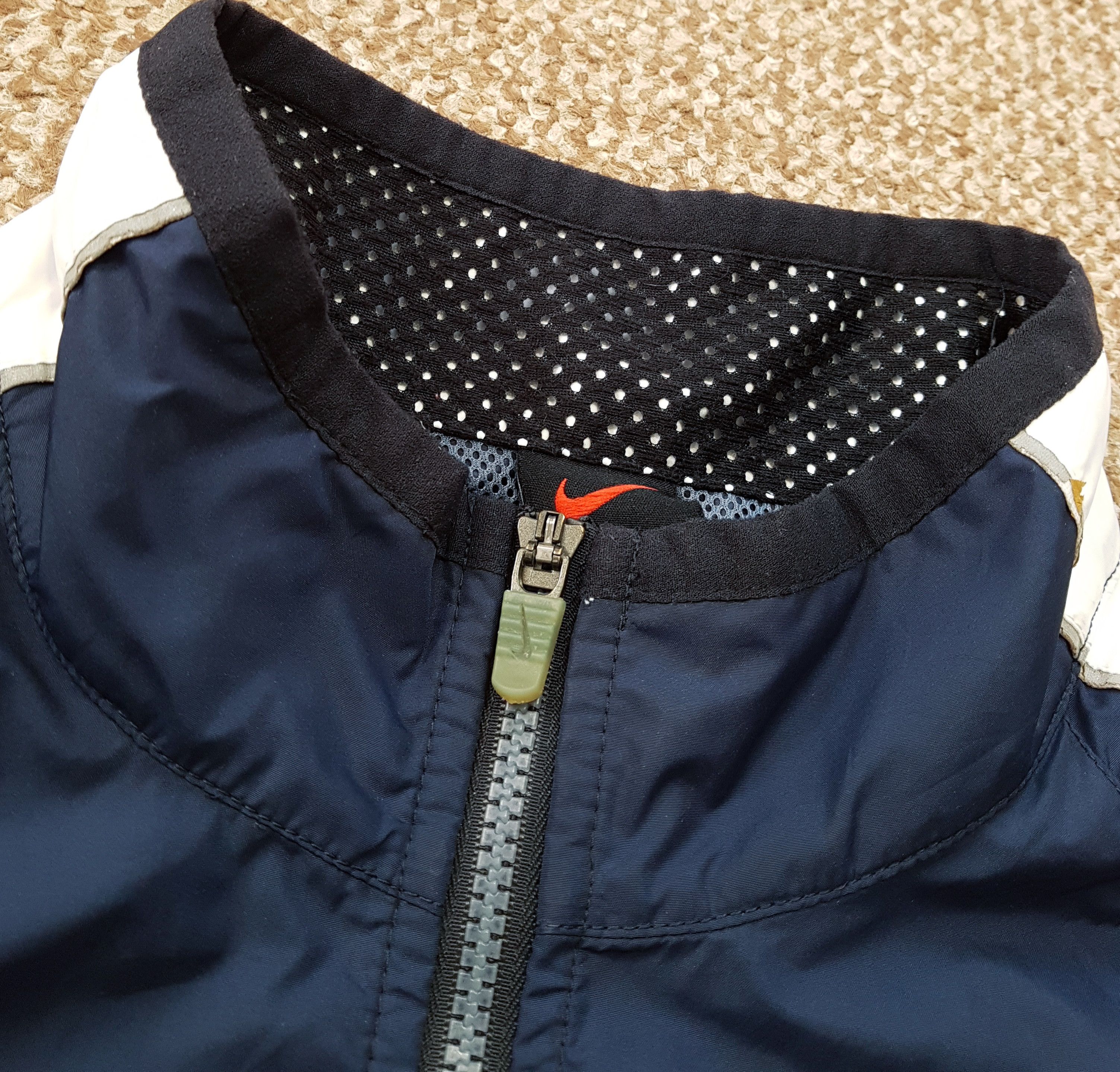 Nike Nike Alpha Project RARE Windbreaker Jacket sz L Size US L / EU 52-54 / 3 - 12 Thumbnail
