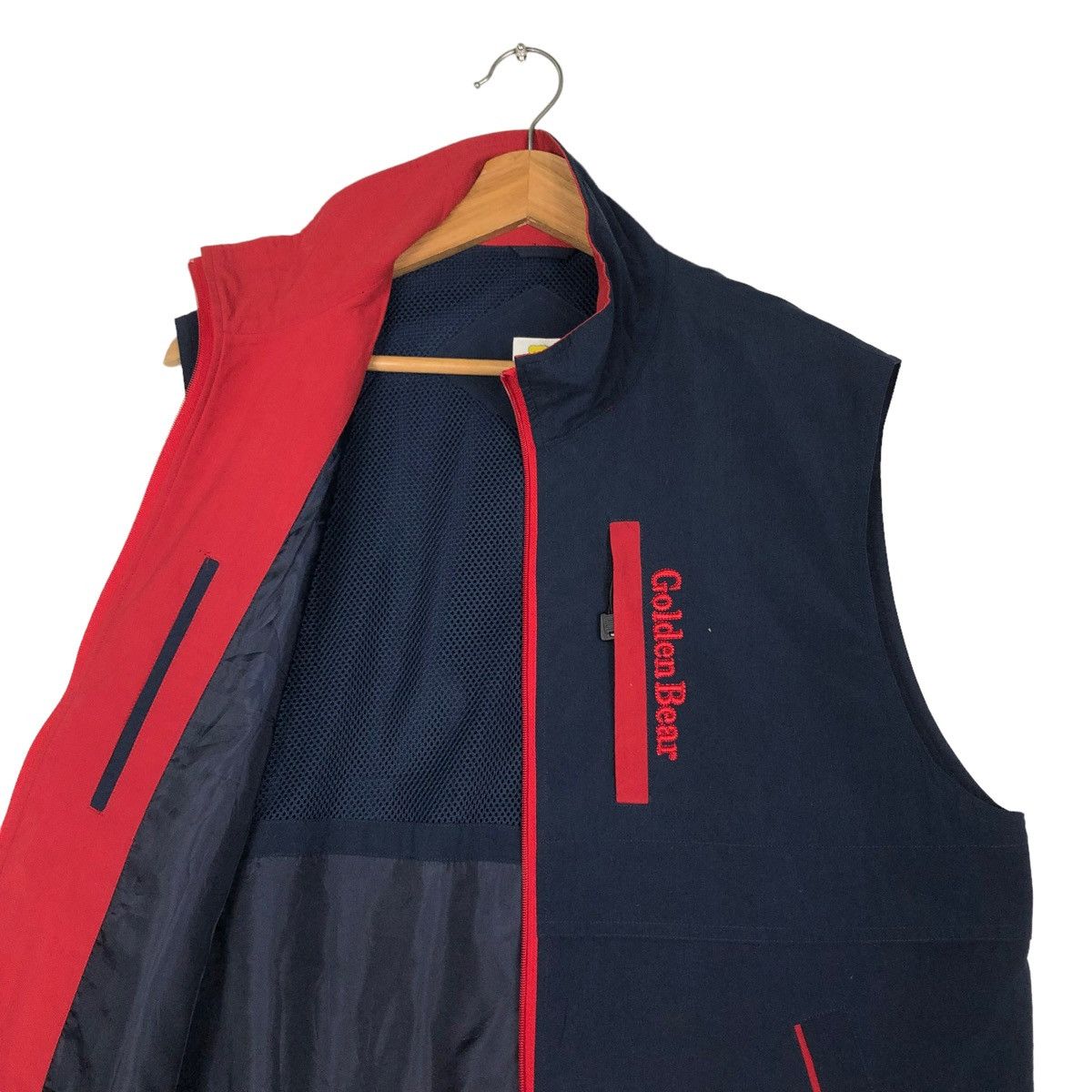 Japanese Brand 🔥VINTAGE FISHING TANK TOP VEST GOLDEN BEAR USA Size US L / EU 52-54 / 3 - 12 Thumbnail