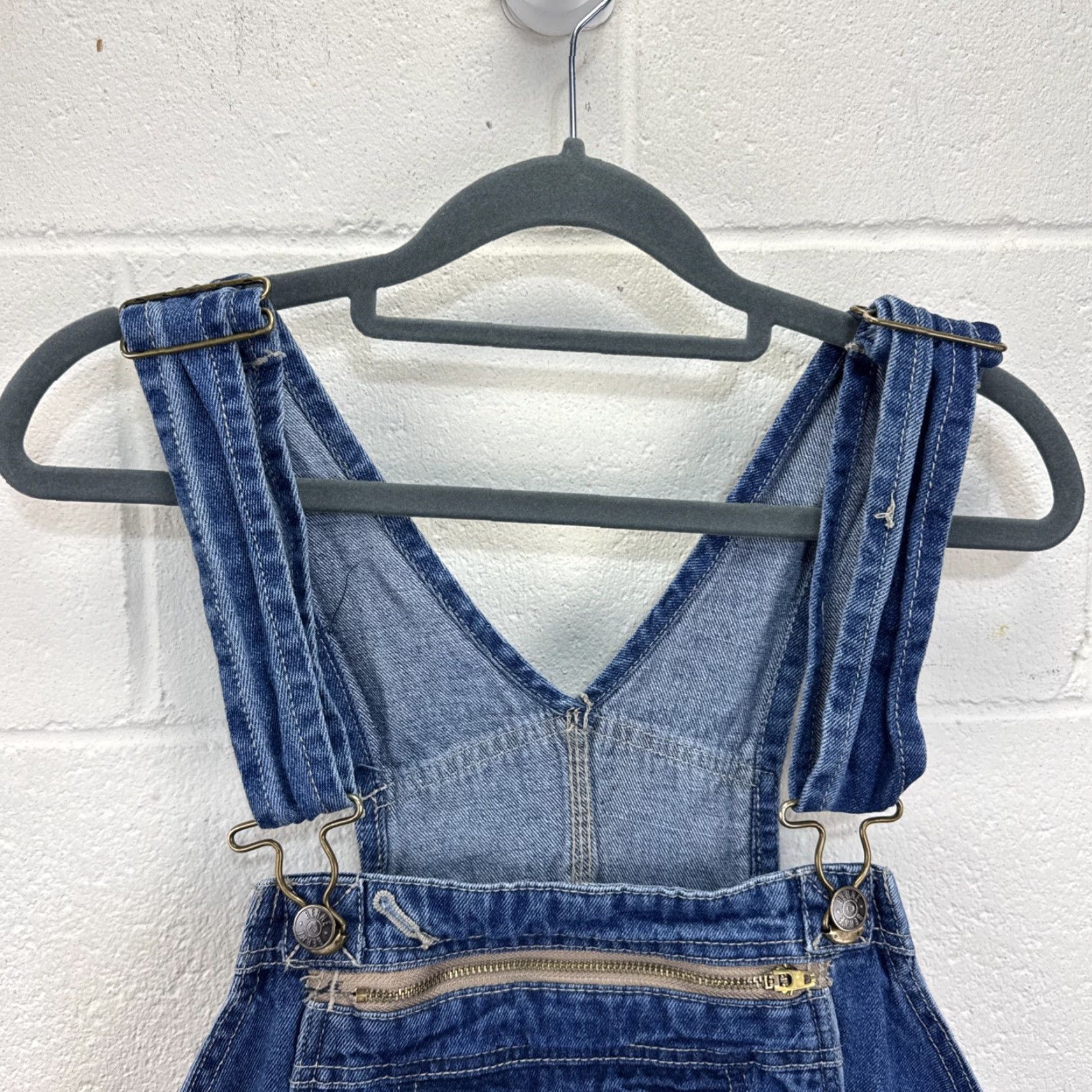 Vintage Berne Denim Carpenter Bib Overalls Men Blue Denim 44x32 Zip Button Cargo Pocket Regular Size 44 Inseam 32 Mid Rise Straight Jeans Workwear Vintage: No Size US 44 / EU 60 - 2 Thumbnail