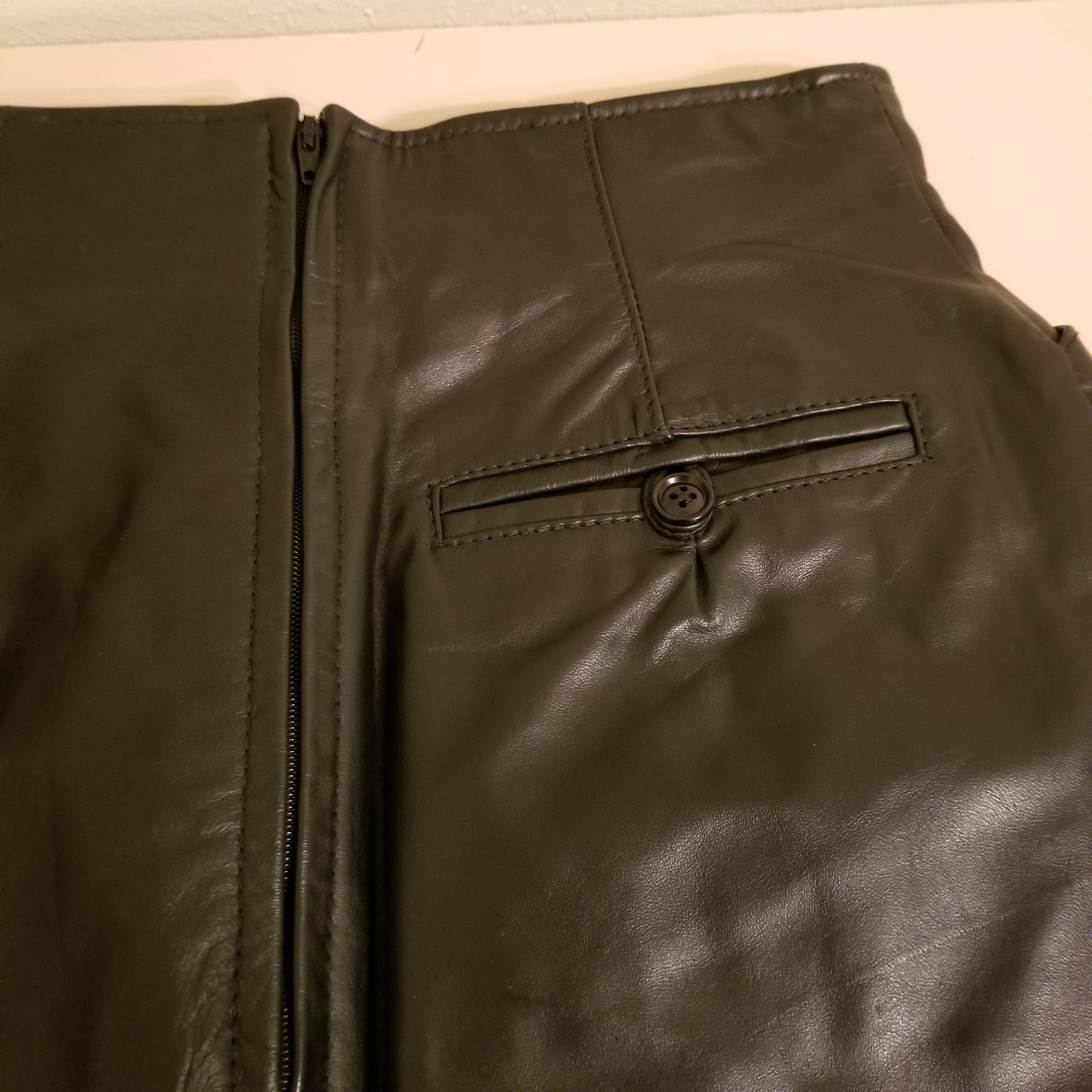 Wilsons Leather Wilsons 2 Black Leather Pencil Skirt Vintage High Waist Goth Size 26" / US 2 / IT 38 - 4 Thumbnail