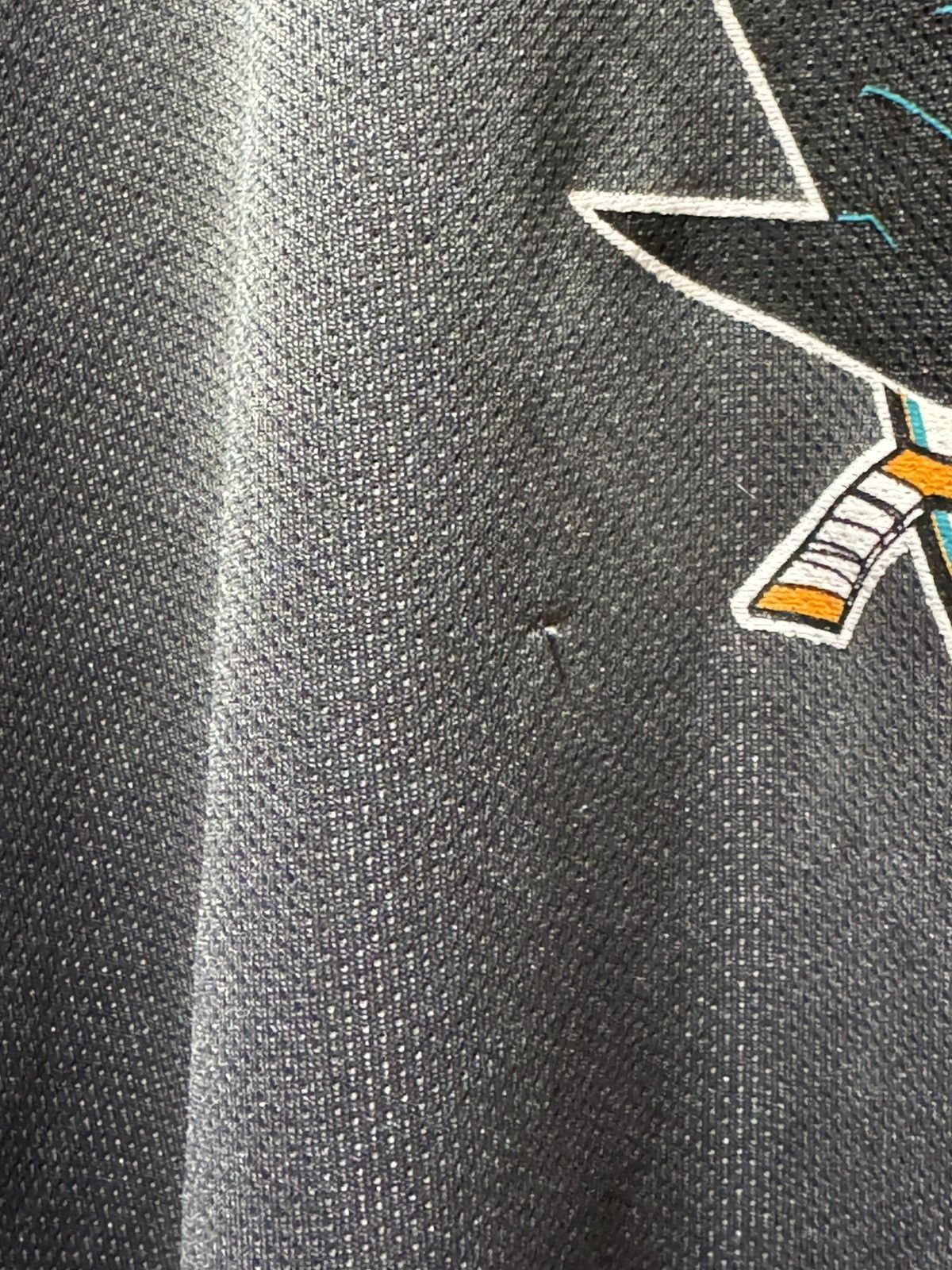 NHL Sharks Dark Grey Workout Shirt Medium Size US M / EU 48-50 / 2 - 3 Thumbnail
