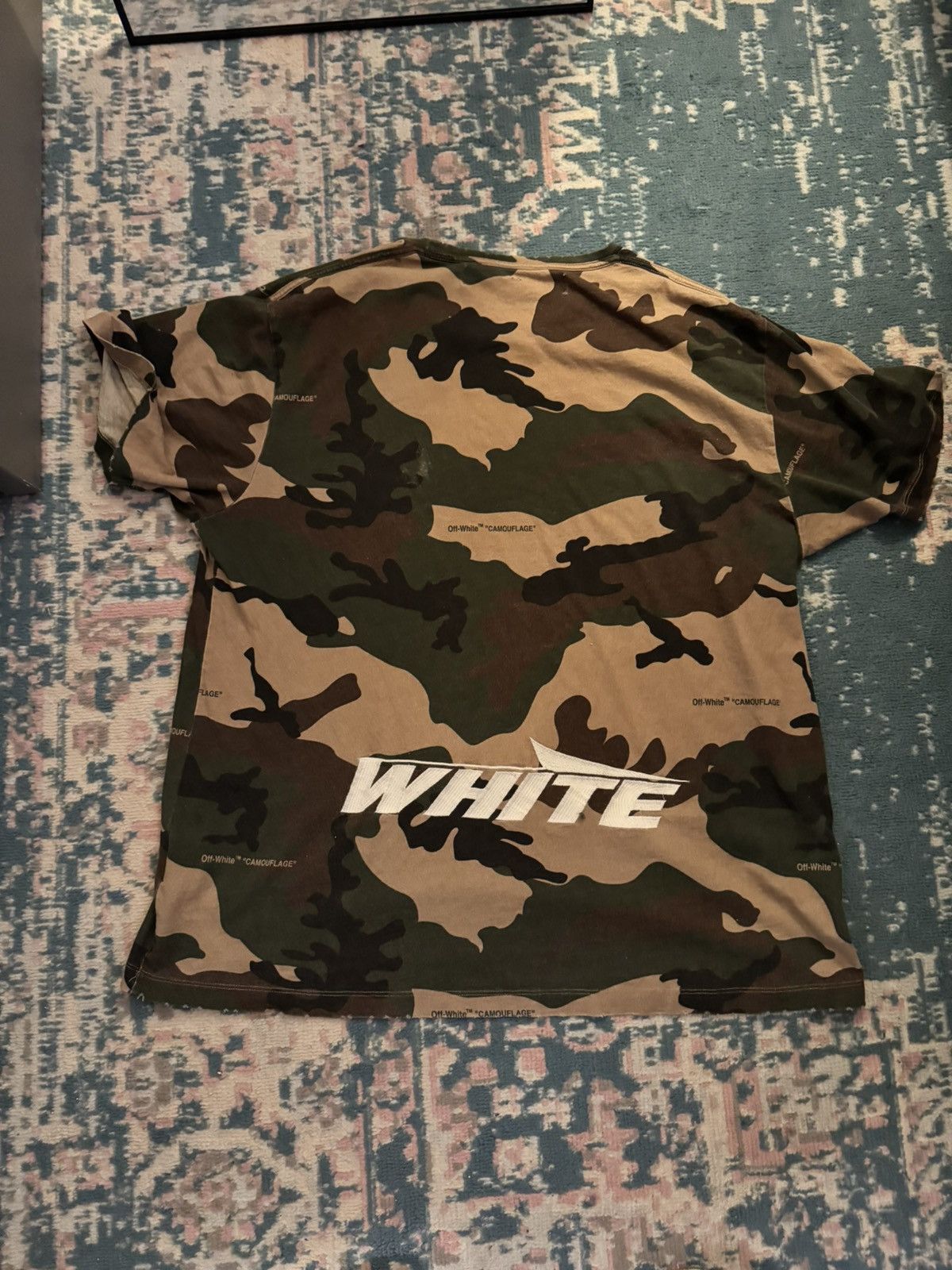 Off-White Off White Camo Oversized Tee Size US S / EU 44-46 / 1 - 7 Thumbnail