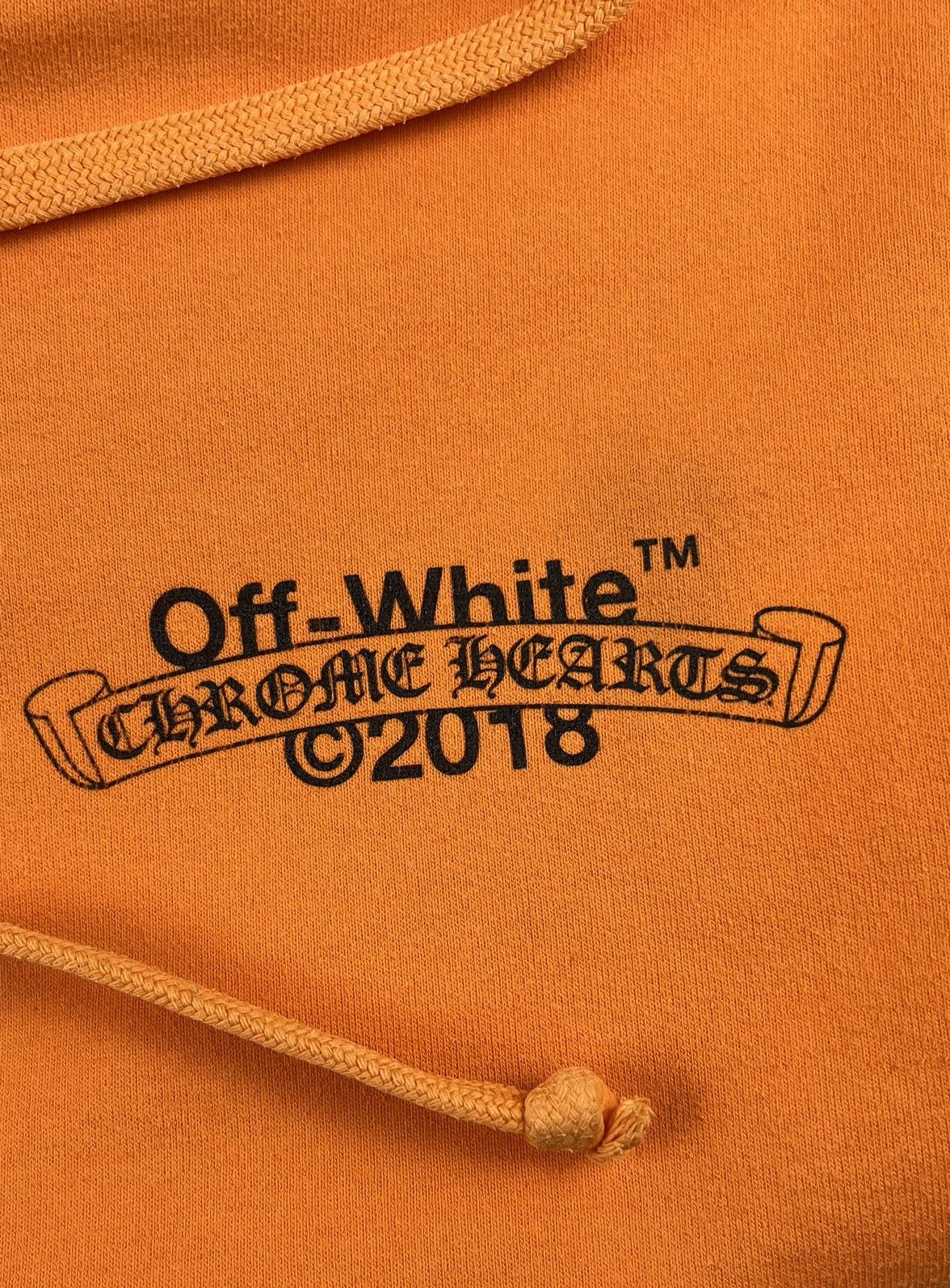 Chrome Hearts × Off-White 2018 Chrome Hearts Off White Scroll Logo Orange Hoodie Size US M / EU 48-50 / 2 - 7 Thumbnail