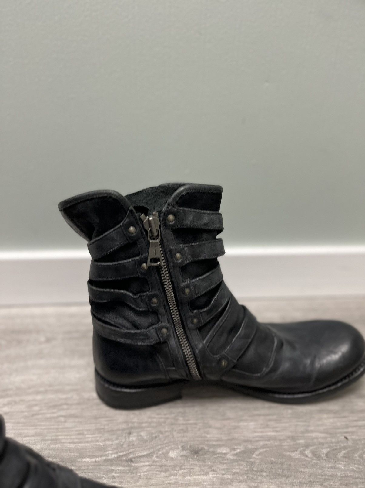 John Varvatos Engineer Triple buckle Boot. 11.5 Size US 11.5 / EU 44-45 - 9 Thumbnail