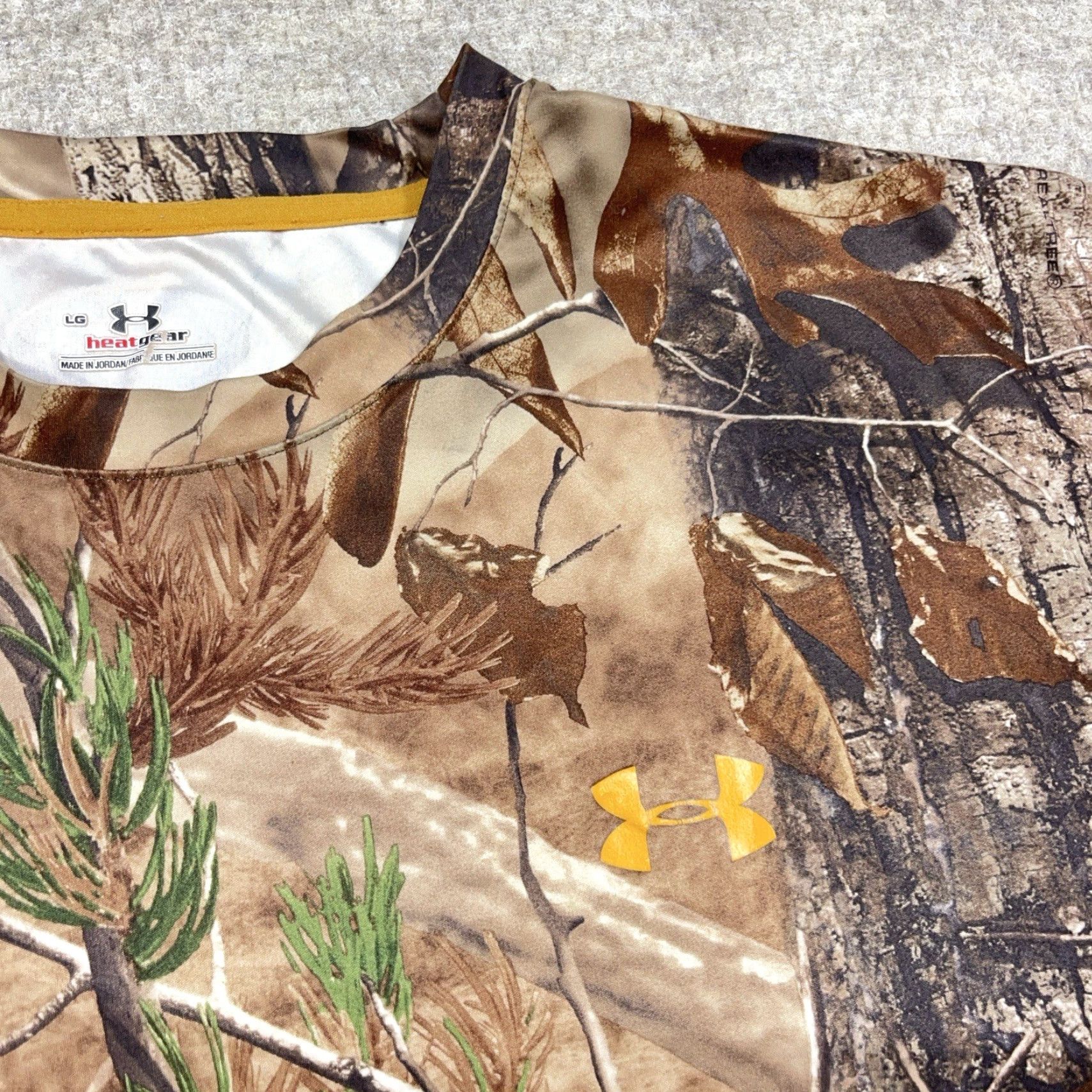 Under Armour Under Armour Shirt Men Large Realtree Camo HeatGear Performance Tee Hunting Size US L / EU 52-54 / 3 - 5 Thumbnail