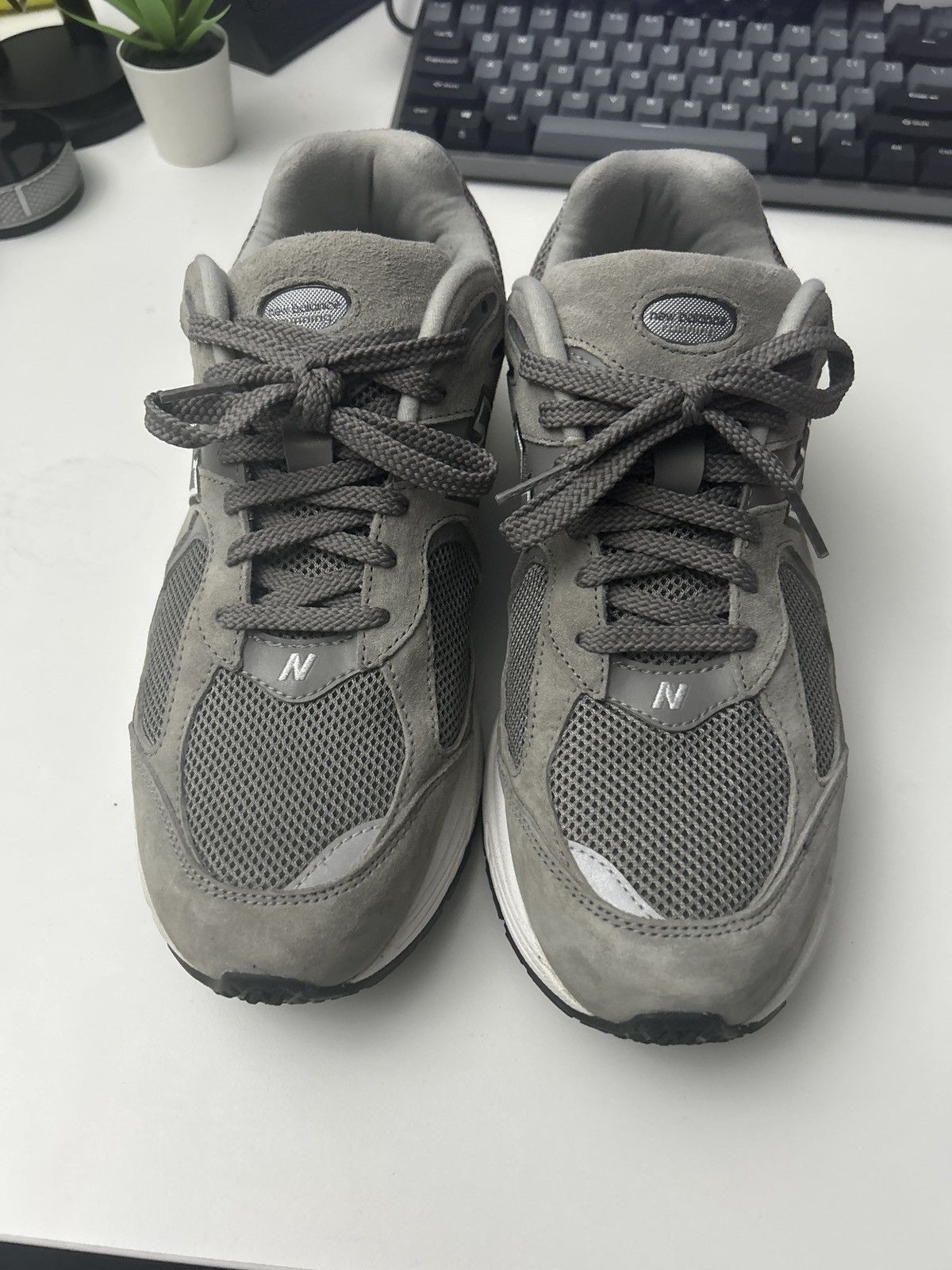 New Balance New Balance 2002r Grey white Size US 10 / EU 43 - 3 Thumbnail
