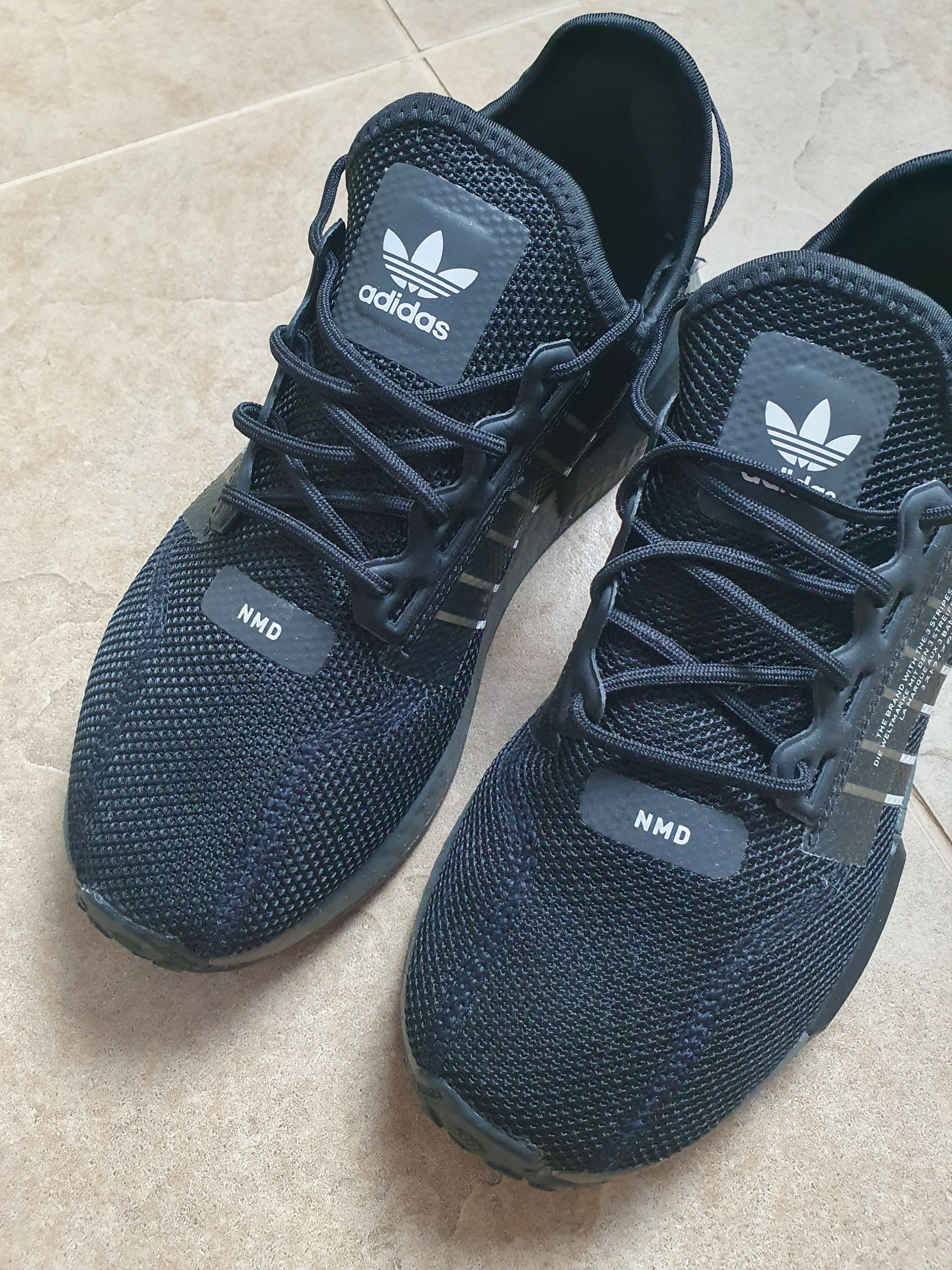 Adidas Adidas NMD R1 V2 Black White women's shoes for sports Size 6 Size US 6 / IT 36 - 9 Thumbnail