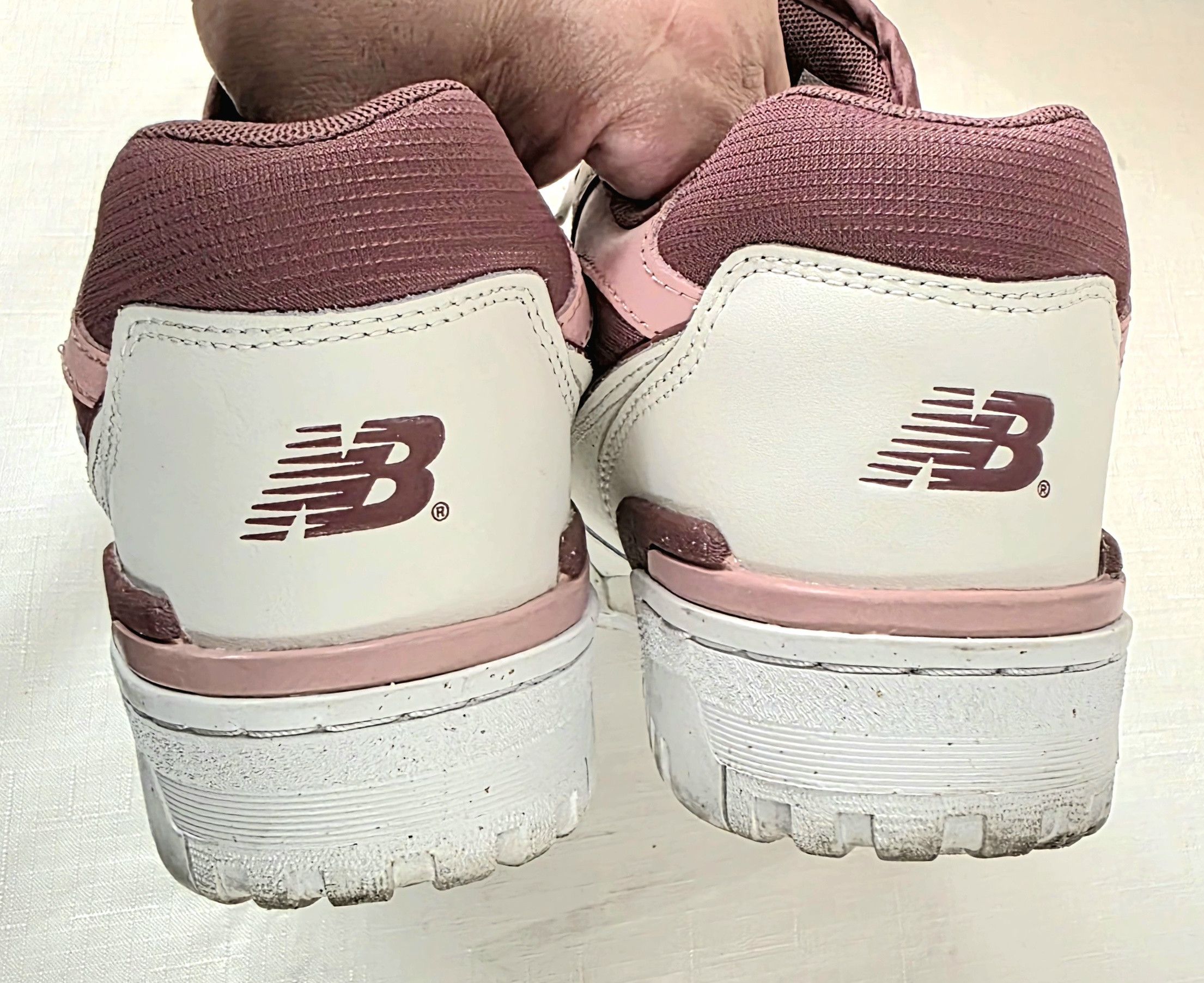 New Balance New Balance Women 550 sneakers 'Washed Burgundy10 Men 8.5 Size US 8 / EU 41 - 7 Thumbnail