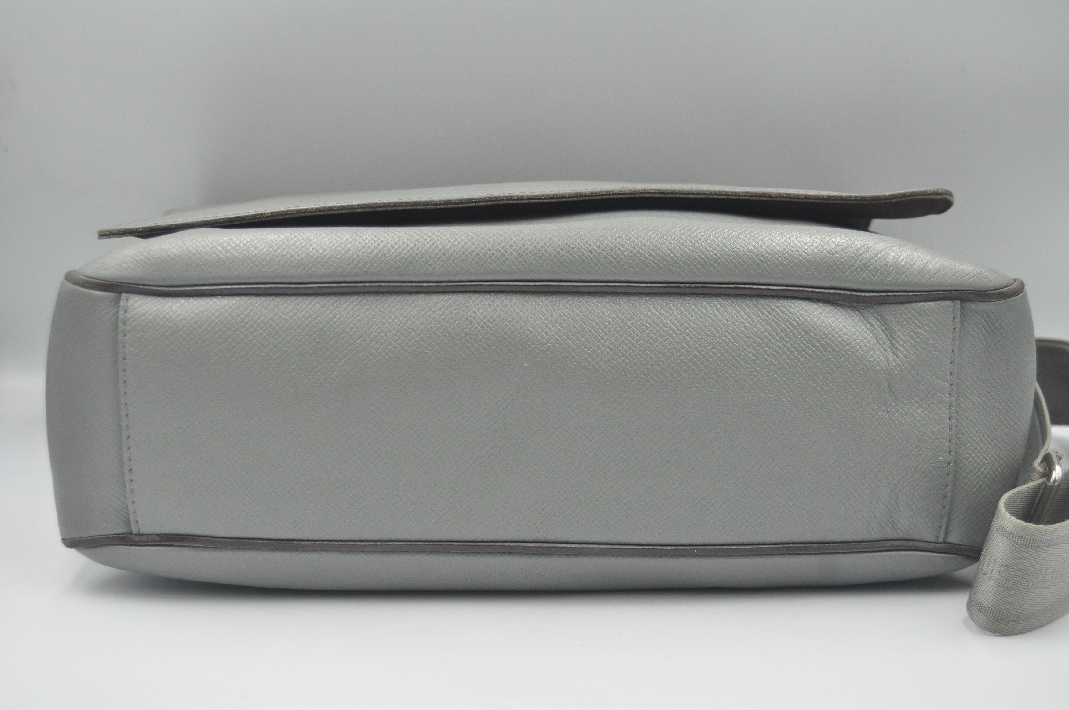 Louis Vuitton Louis Vuitton - 2013 - Roman Size ONE SIZE - 5 Thumbnail