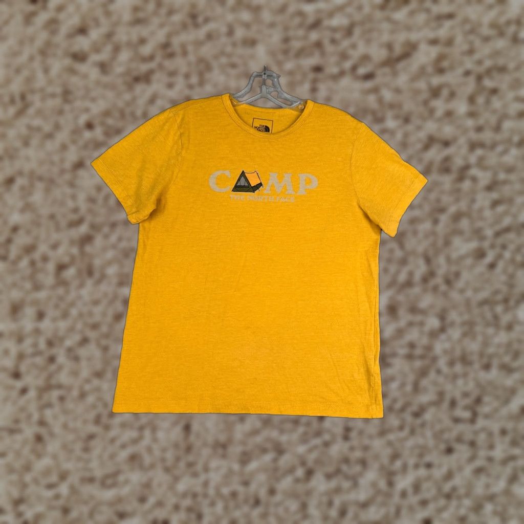 The North Face The North Face Shirt Women Medium Yellow Crew Neck Polyester Tri-Blend Camp READ Size M / US 6-8 / IT 42-44 - 1 Thumbnail