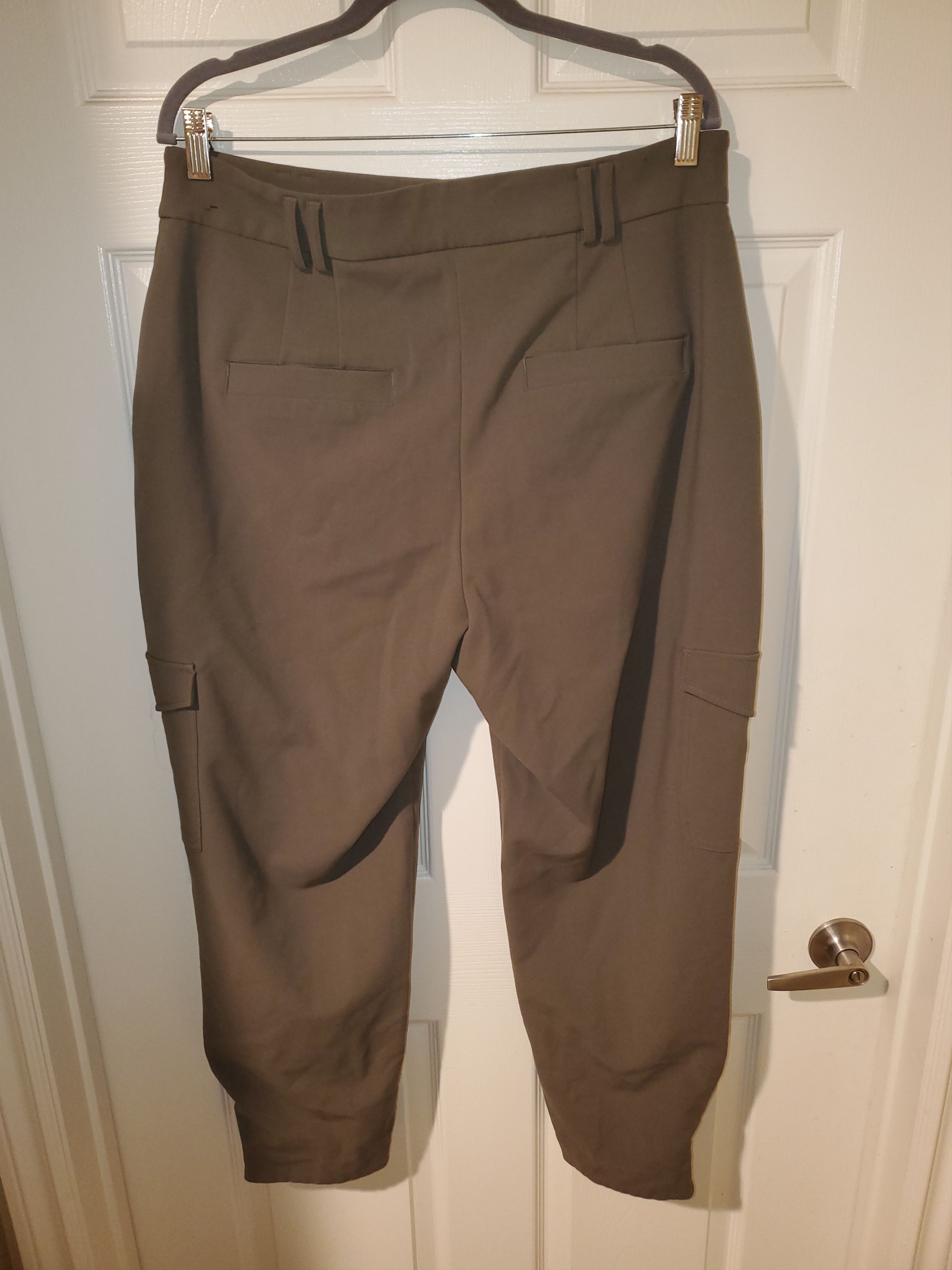 Express Olive Green High Waisted Cargo Jogger/Dress Pant (size 14R) Size 36" / US 14 / IT 50 - 5 Thumbnail