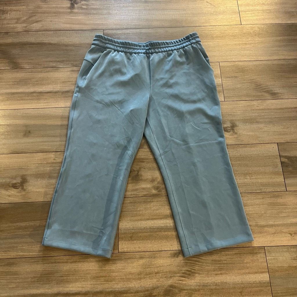 Lululemon Lululemon Light Blue Soft Stream Cropped Wide Leg Pants Wome Size 36" / US 14 / IT 50 - 2 Thumbnail