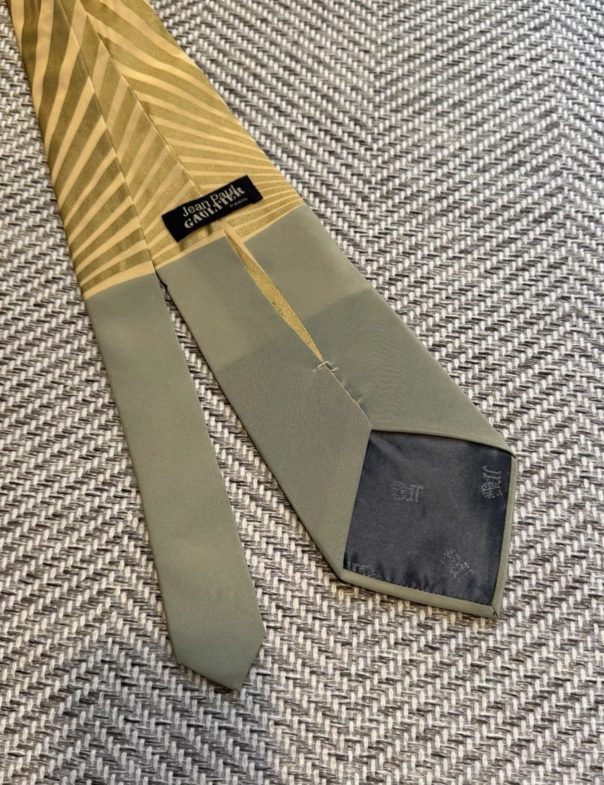 Jean Paul Gaultier Jean Paul Gaultier Print Figure Radial Pattern Tie K24 Size ONE SIZE - 4 Thumbnail