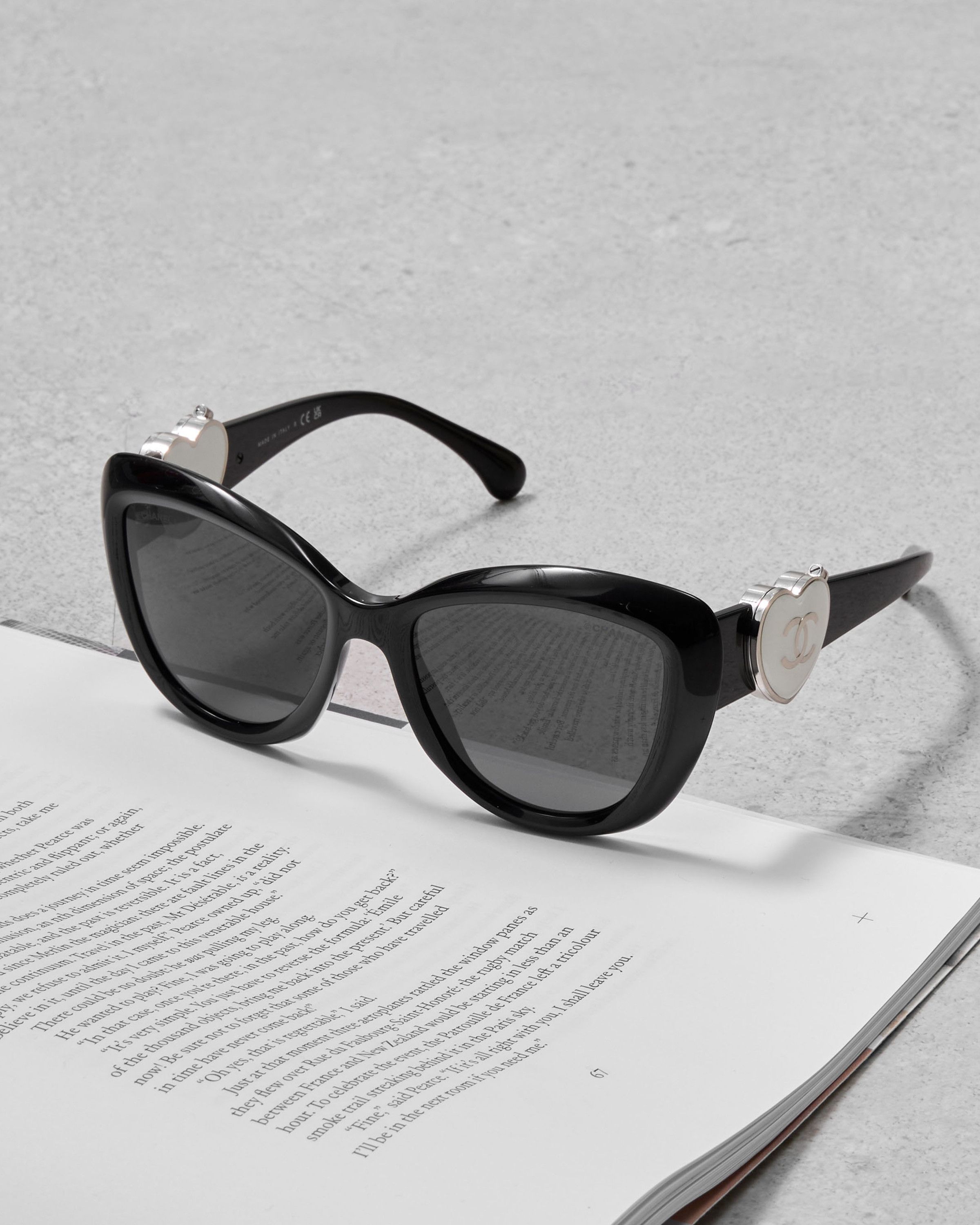 Chanel CHANEL 0CH5517 C501/S4 Sunglasses Size ONE SIZE - 1 Thumbnail