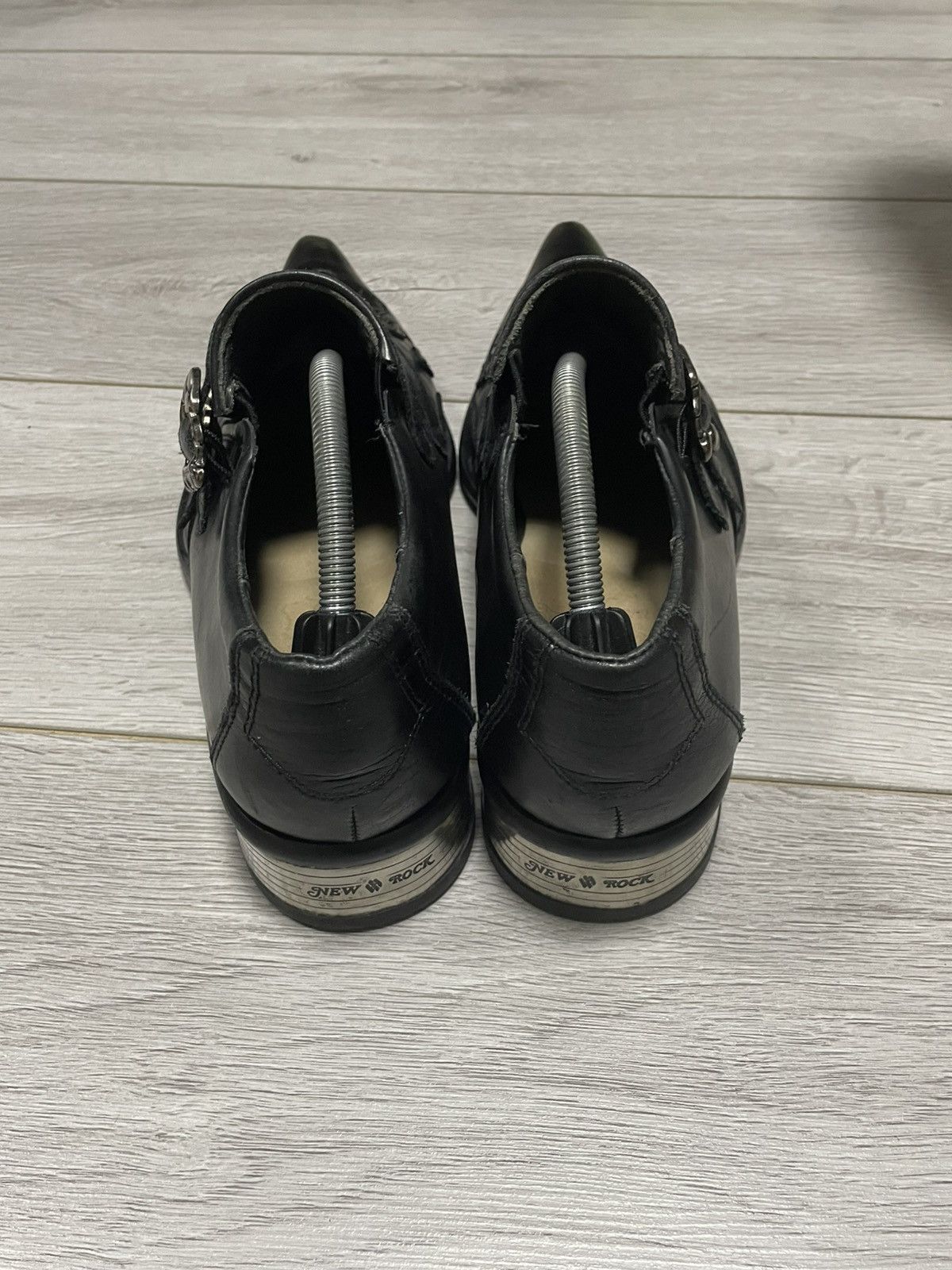 New Rock New Rock skull ☠️ flame 🔥 loafers leather boots shoes sb0 Size US 11 / EU 44 - 5 Thumbnail