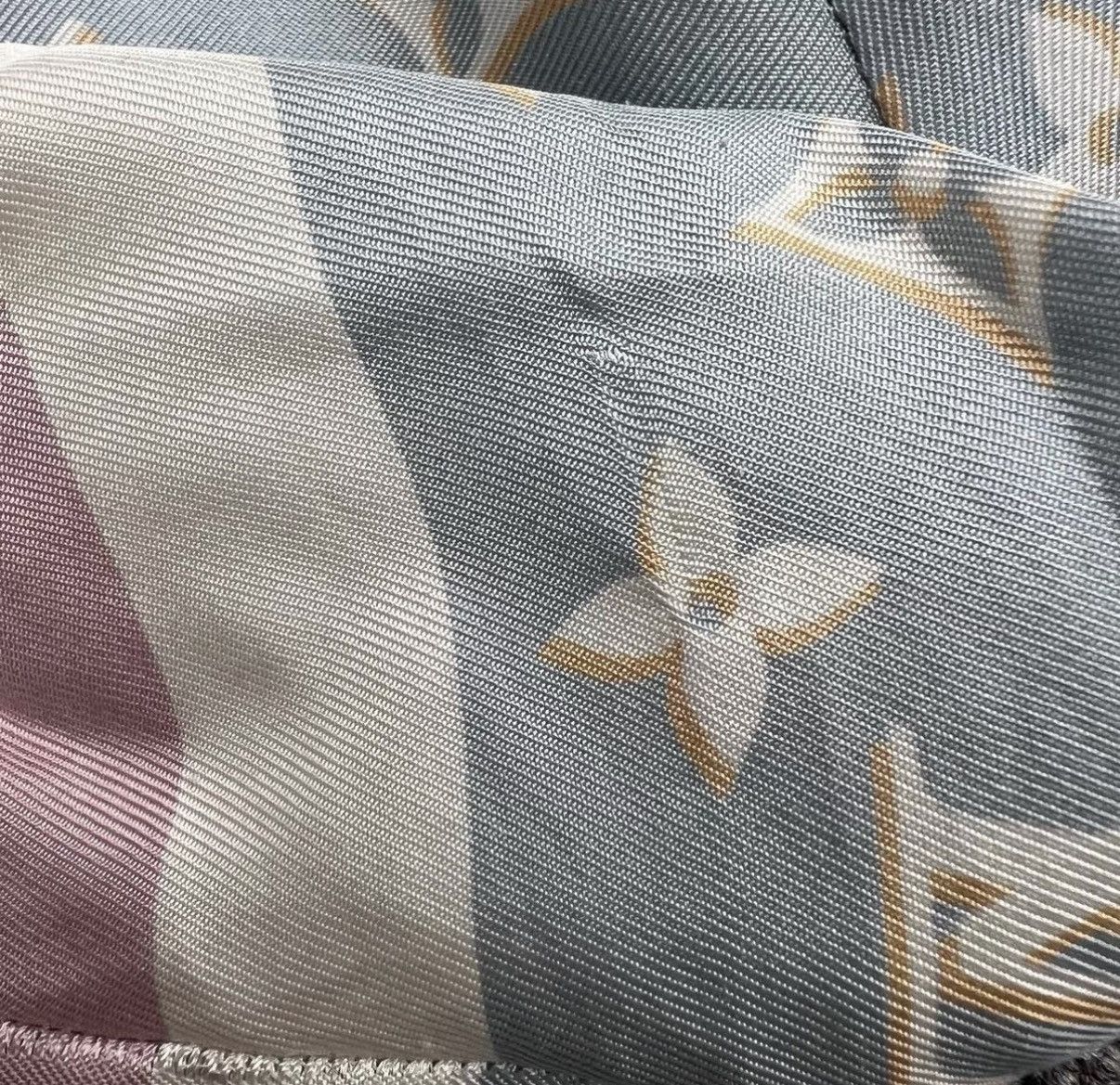 Louis Vuitton Louis Vuitton LV Blue Monogram Silk Shorts K12 Size US 30 / EU 46 - 6 Thumbnail