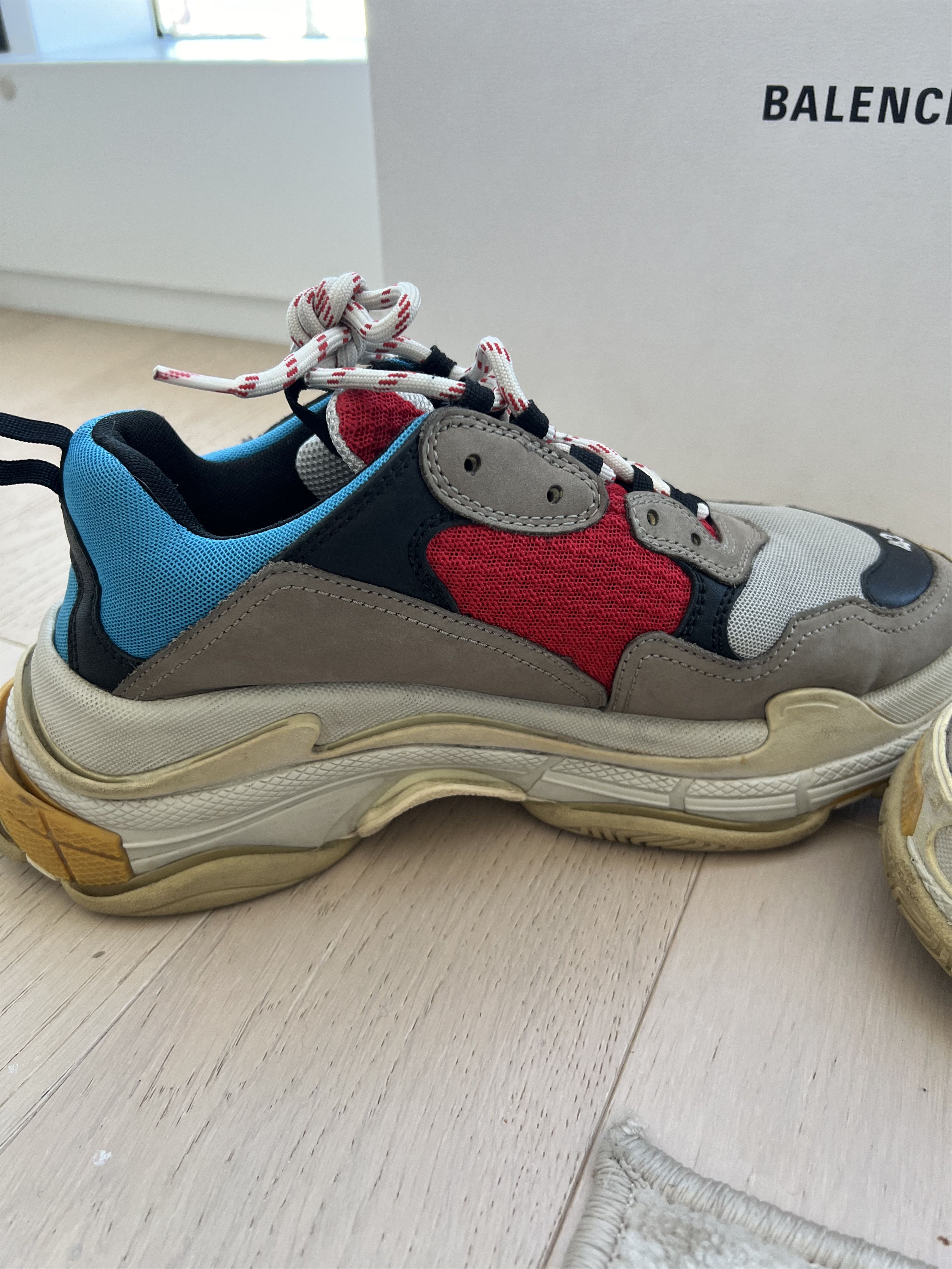 Balenciaga Triple S Size US 9 / EU 42 - 6 Thumbnail