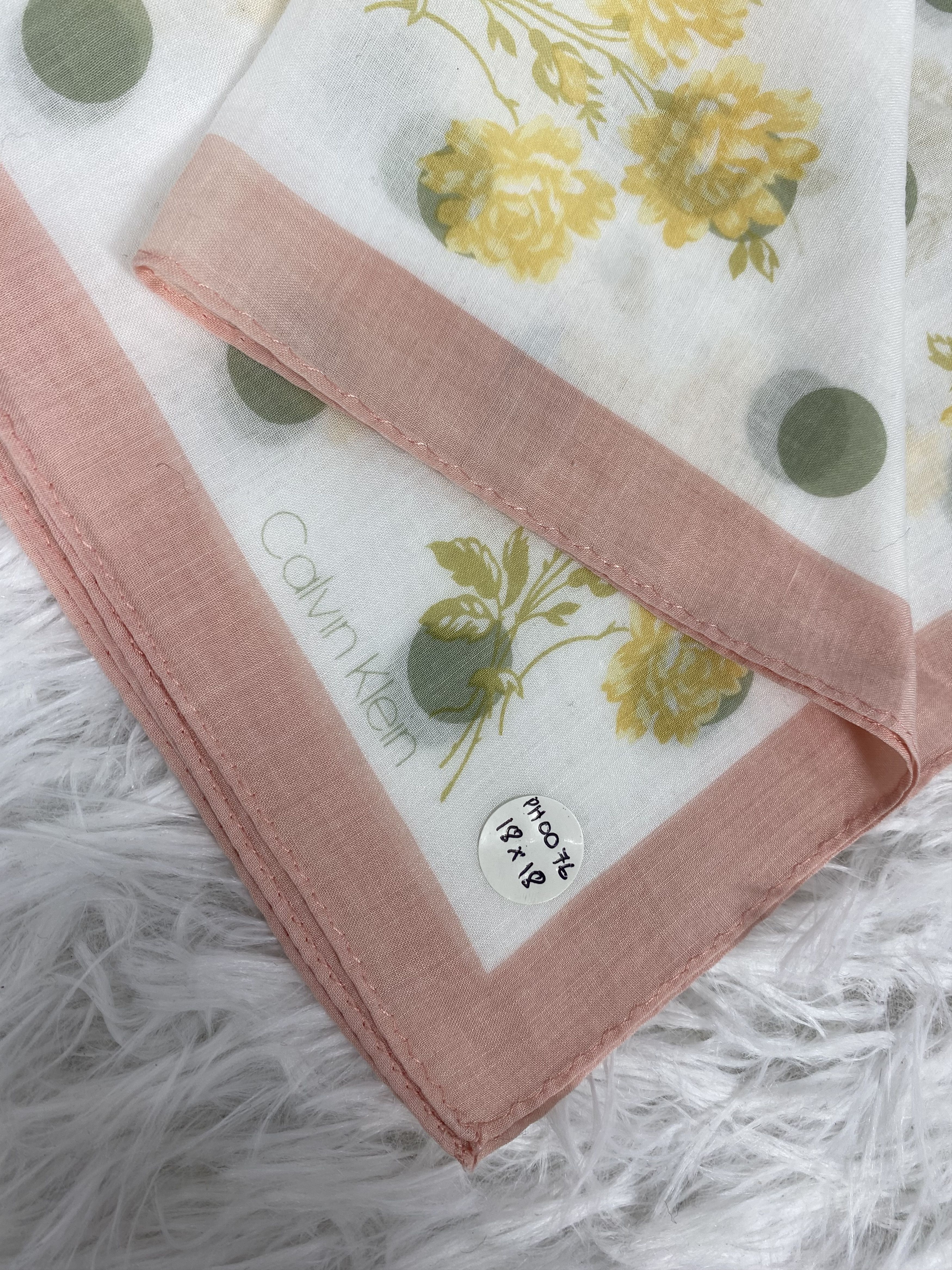 Calvin Klein Vintage Calvin Klein Handkerchief PH0076 Size ONE SIZE - 2 Thumbnail
