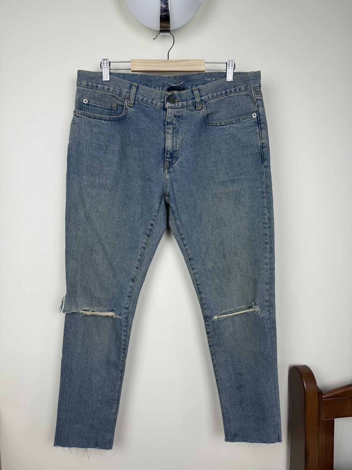 Saint Laurent Paris Distressed Light Wash Denim Jeans Size36