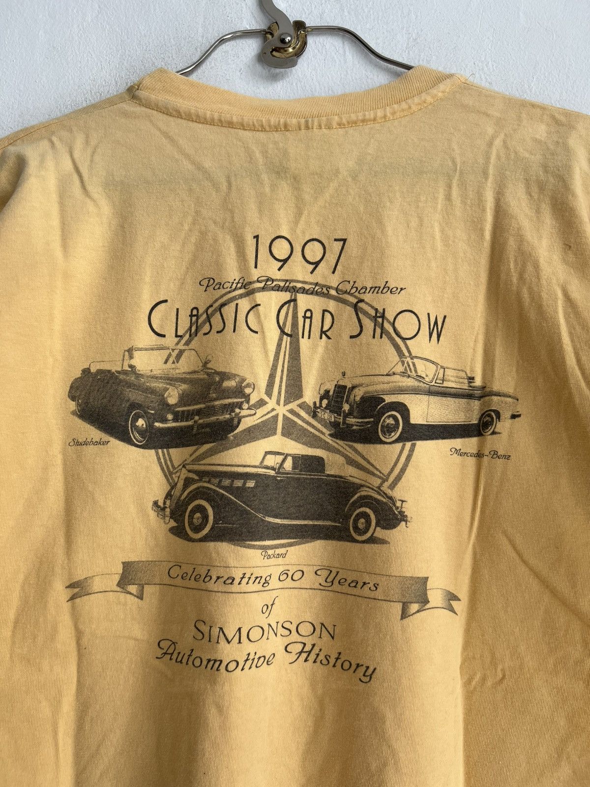 Vintage Vintage 1997 Mercedes Benz Classic Car Show Distressed Tees Size US L / EU 52-54 / 3 - 1 Thumbnail