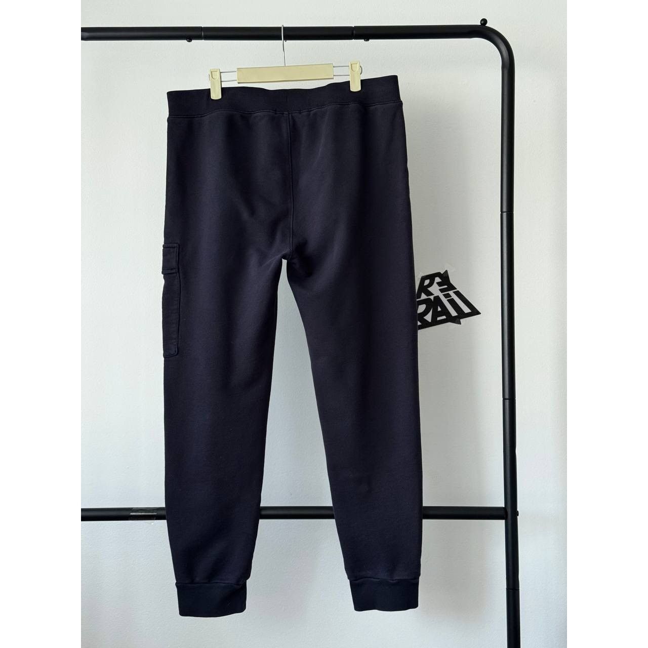 C.P. Company CP Company Lens Cargo Navy Sweatpants Size US 34 / EU 50 - 3 Thumbnail