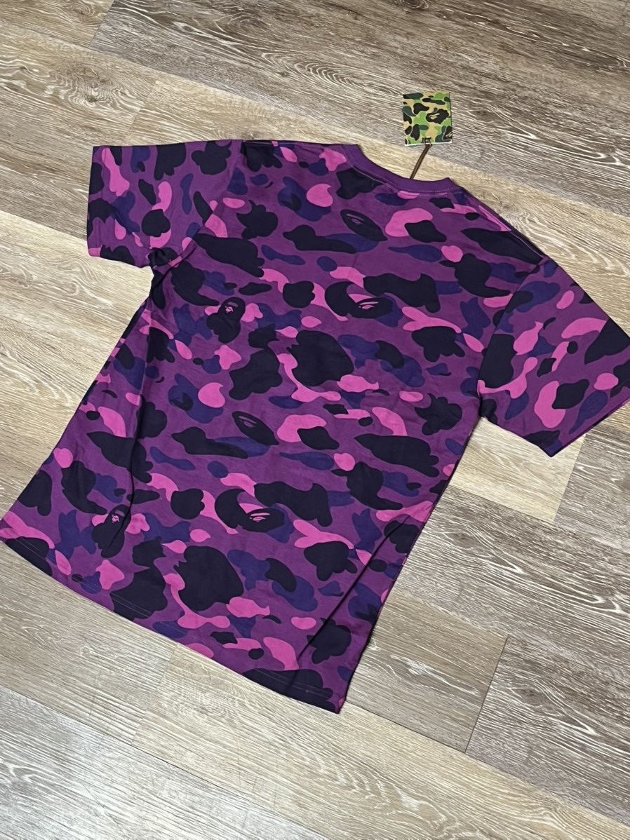 Bape Purple Camo Tee Bape Spellout Logo New With Tags Size US L / EU 52-54 / 3 - 3 Thumbnail