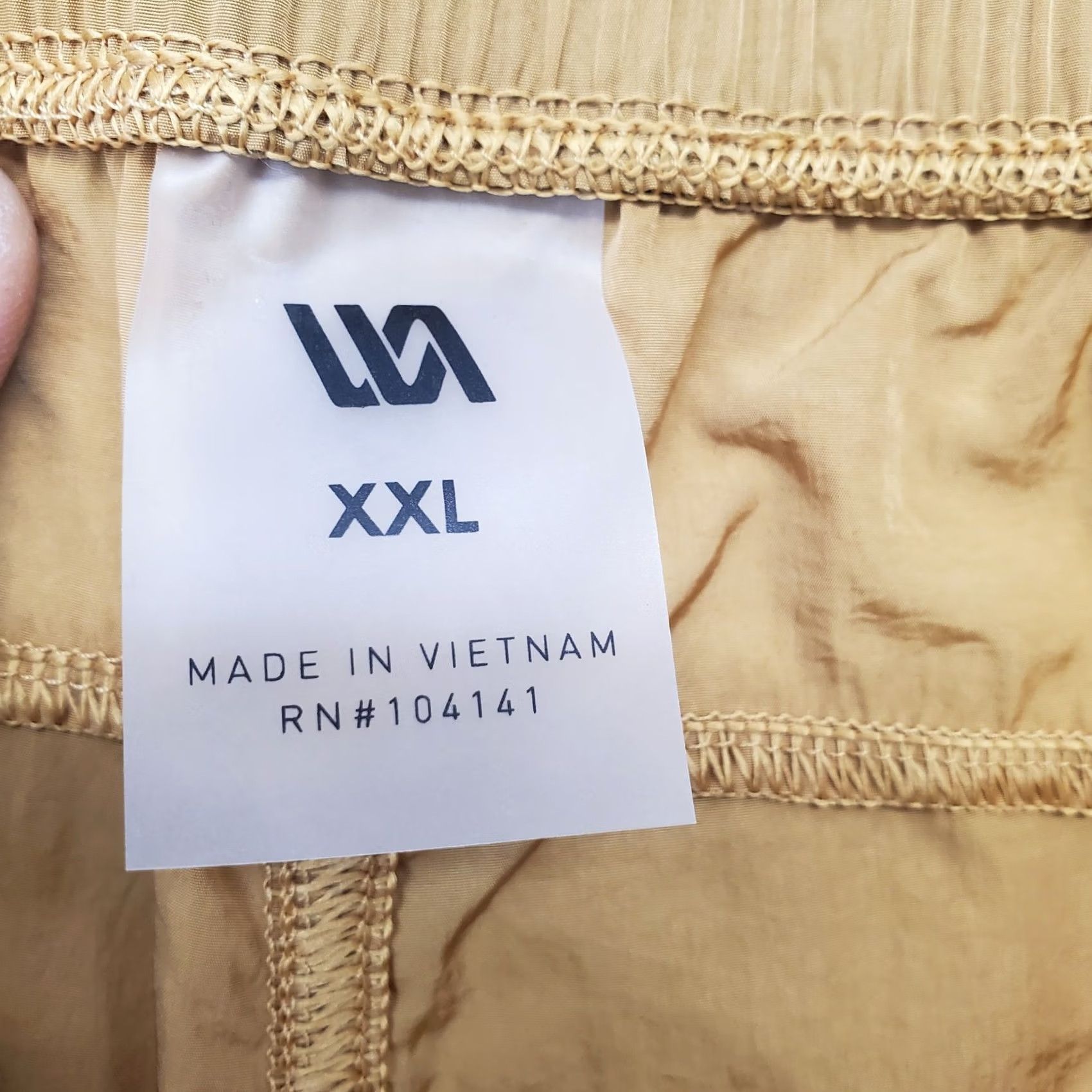 Vintage VRST Mens XXL Tan All-In Unlined Shorts Athletic Pockets 50+UV Protection Quick Dry 7.5" Inseam Zip? Pocket Size US 39 - 6 Thumbnail