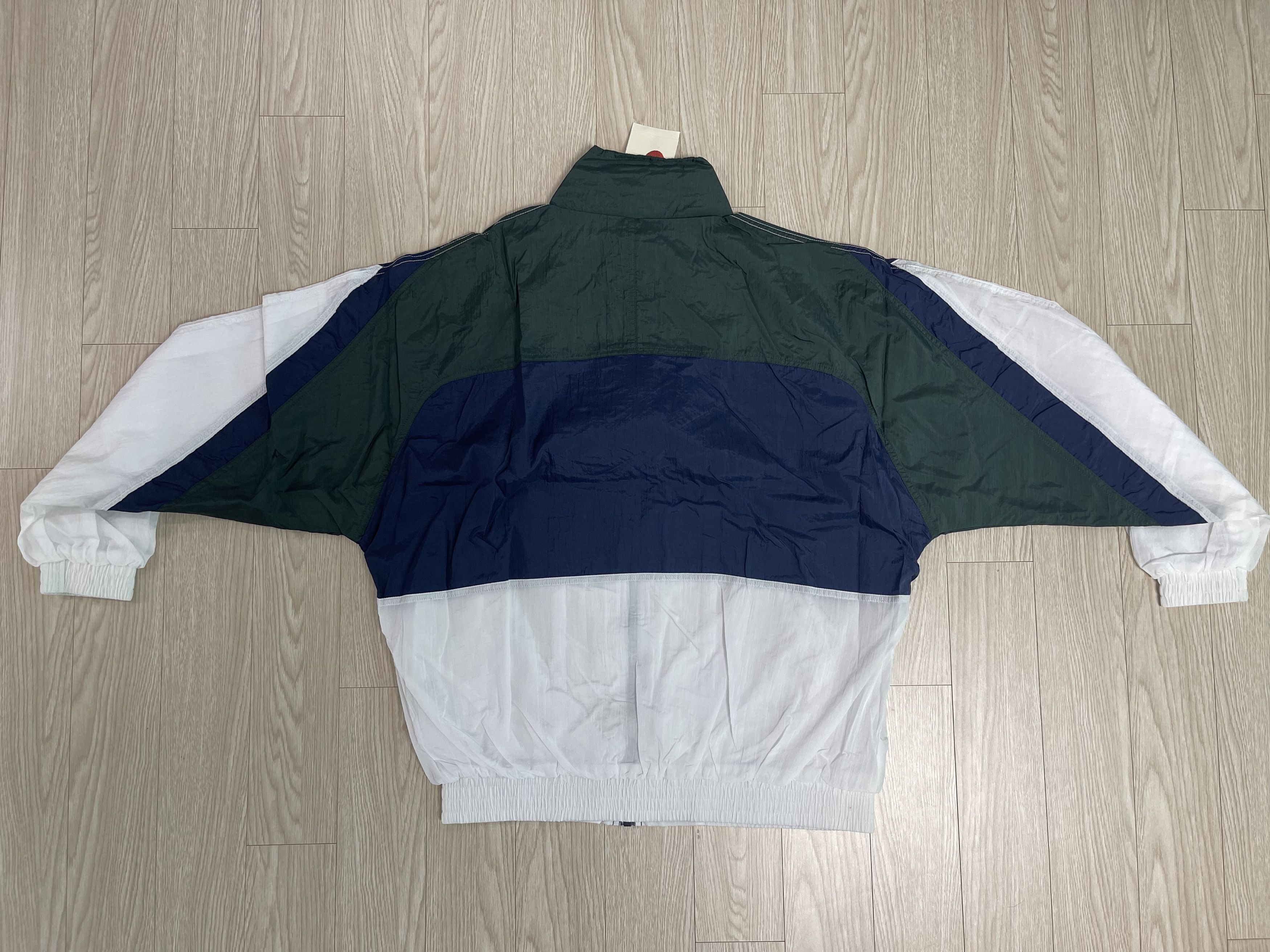 Nike Nike Red Tag 90’s Vintage Nylon Jacket M-1 Size US M / EU 48-50 / 2 - 4 Thumbnail