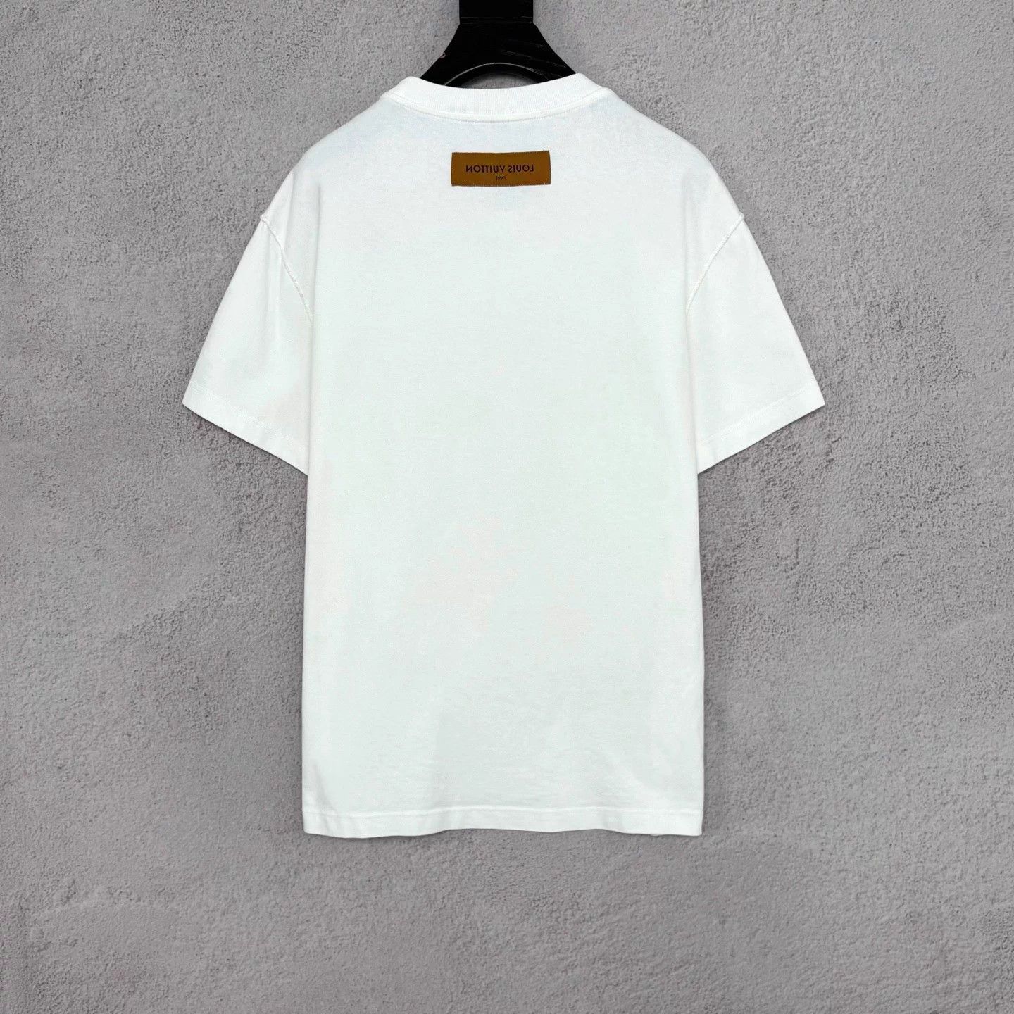 Louis Vuitton LV SS22 Spread Logo Airplane Embro Crew Short Tee M Size US M / EU 48-50 / 2 - 2 Thumbnail