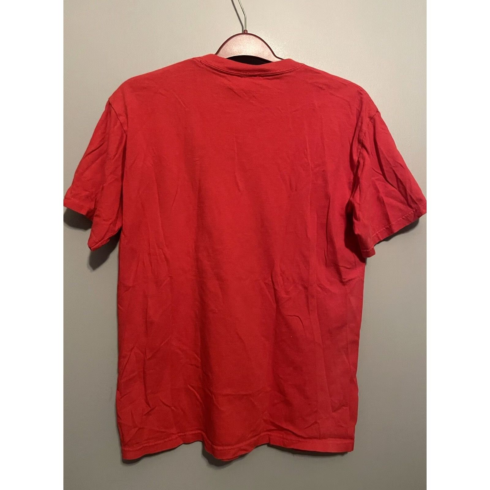 Vintage VINTAGE Universal Islands Of Adventure T-Shirt Men M Red Cotton Crew Neck Short Sleeve Theme Park 90s? US? Size US M / EU 48-50 / 2 - 5 Thumbnail