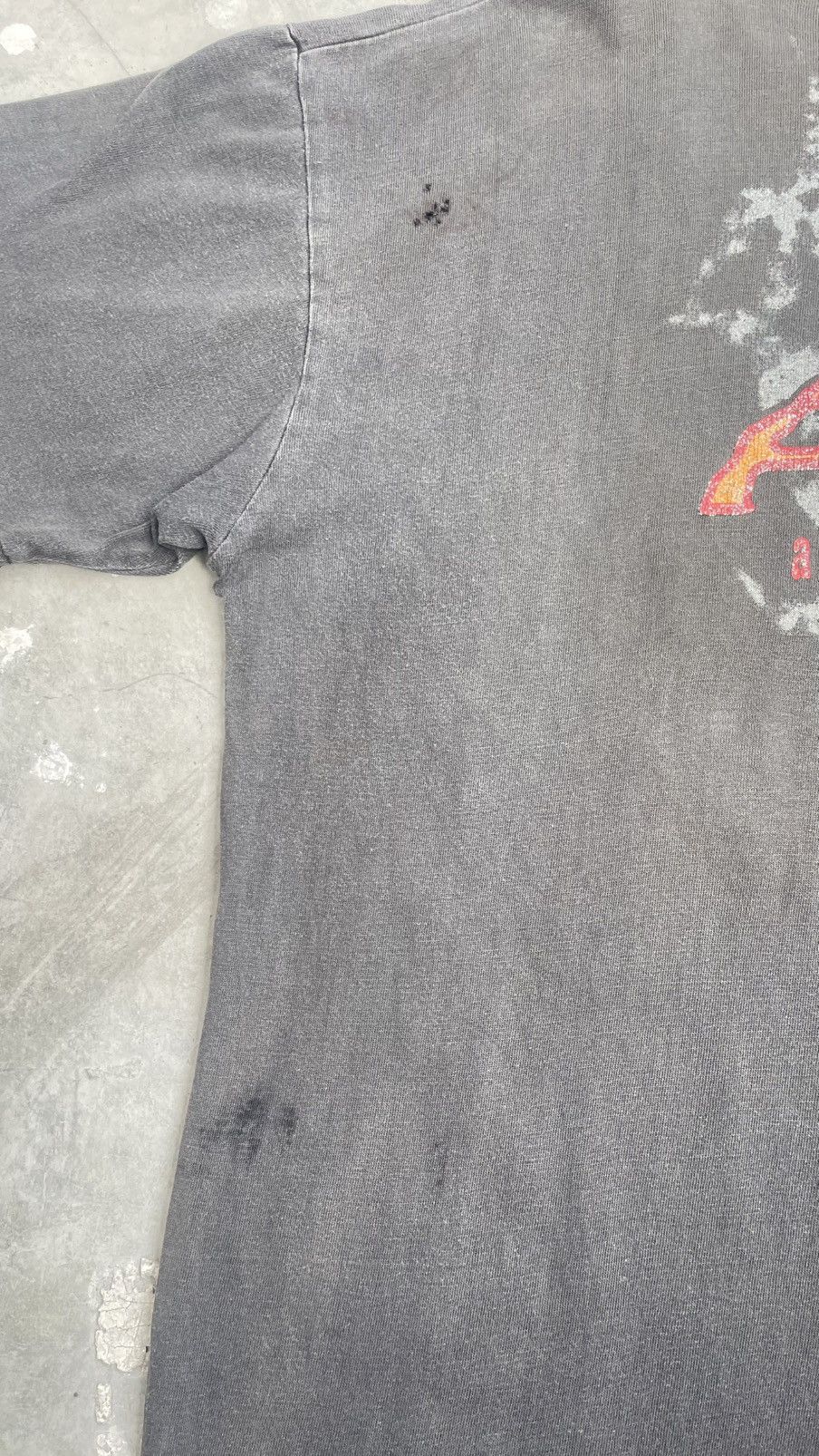 Japanese Brand Vintage Y2k sun faded Tshirt Size US L / EU 52-54 / 3 - 7 Thumbnail