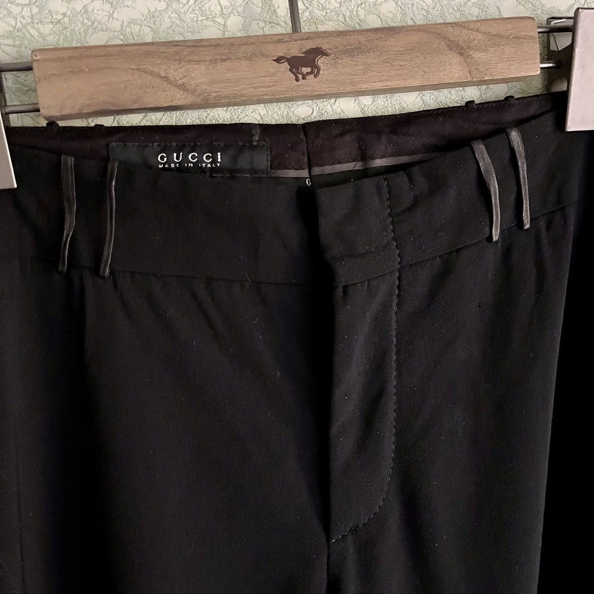Gucci × Tom Ford AW01 Asymmetric Side Zip Trousers Size 26" / US 2 / IT 38 - 4 Thumbnail